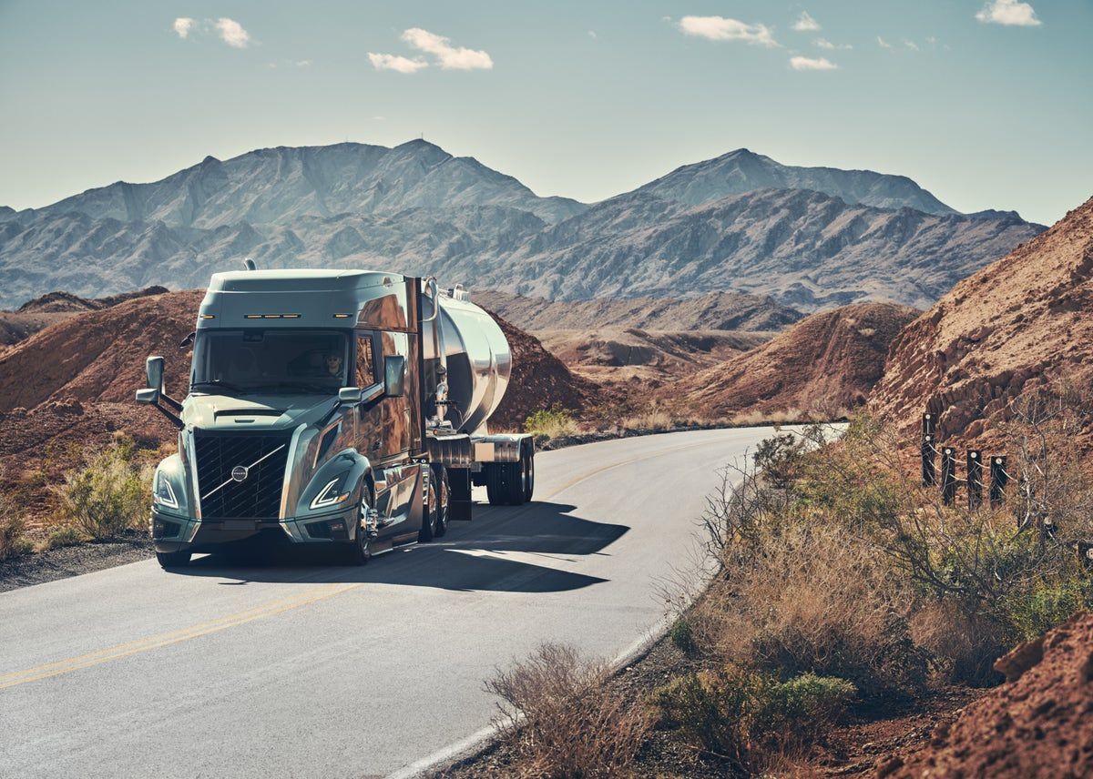 1200x856 Business Focus: Volvo Trucks North