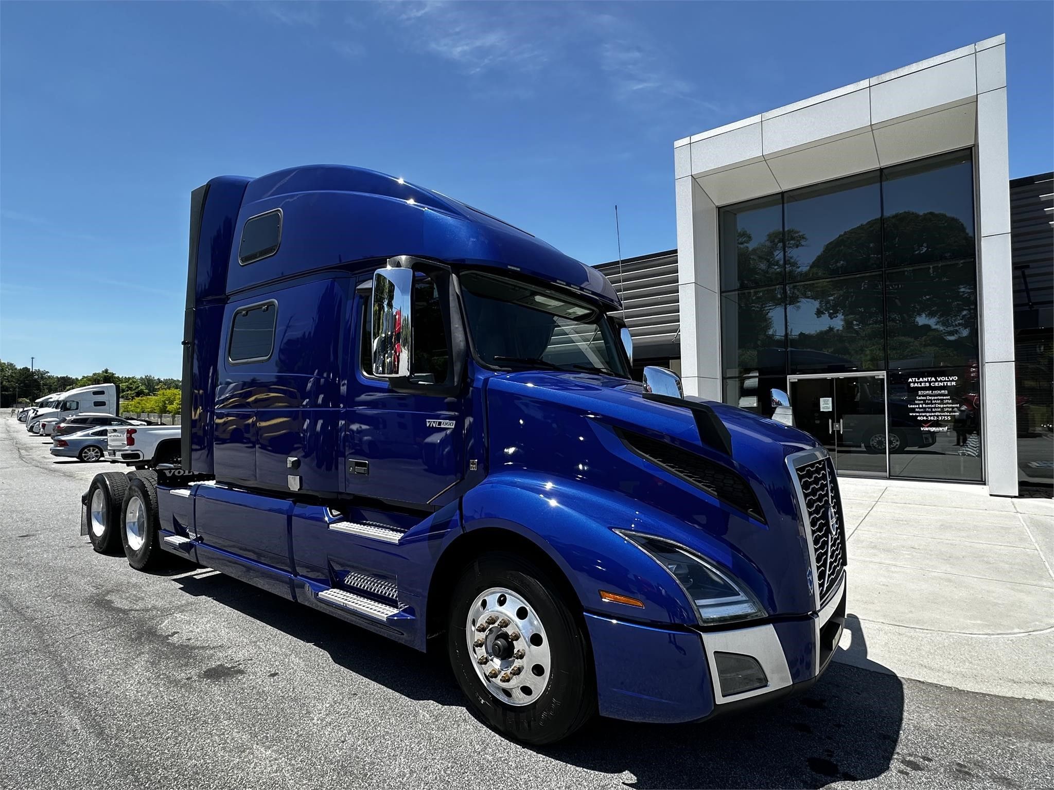 2048x1536 VOLVO VNL64T860 Truck