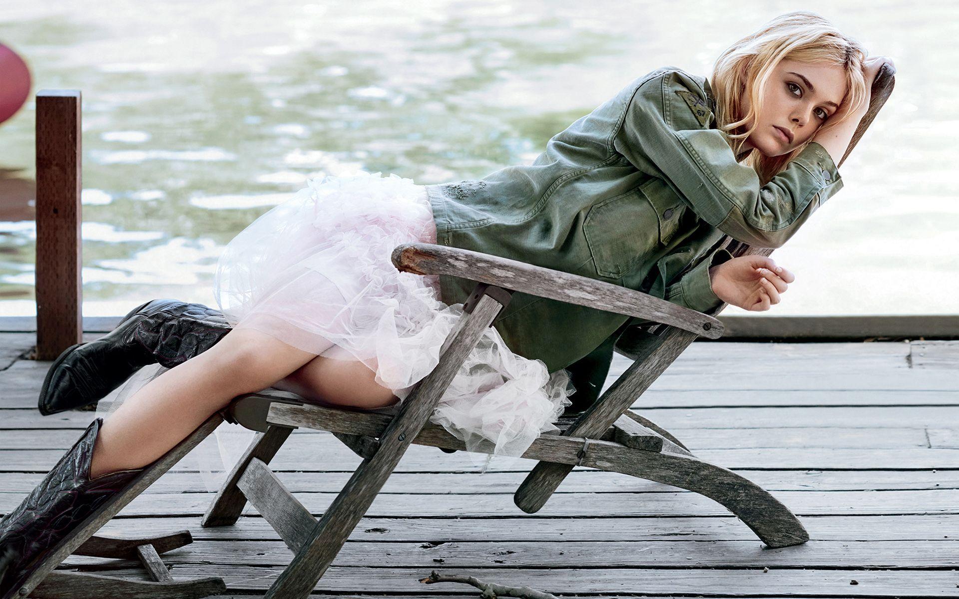 1920x1200 Elle Fanning 6 Wallpaper