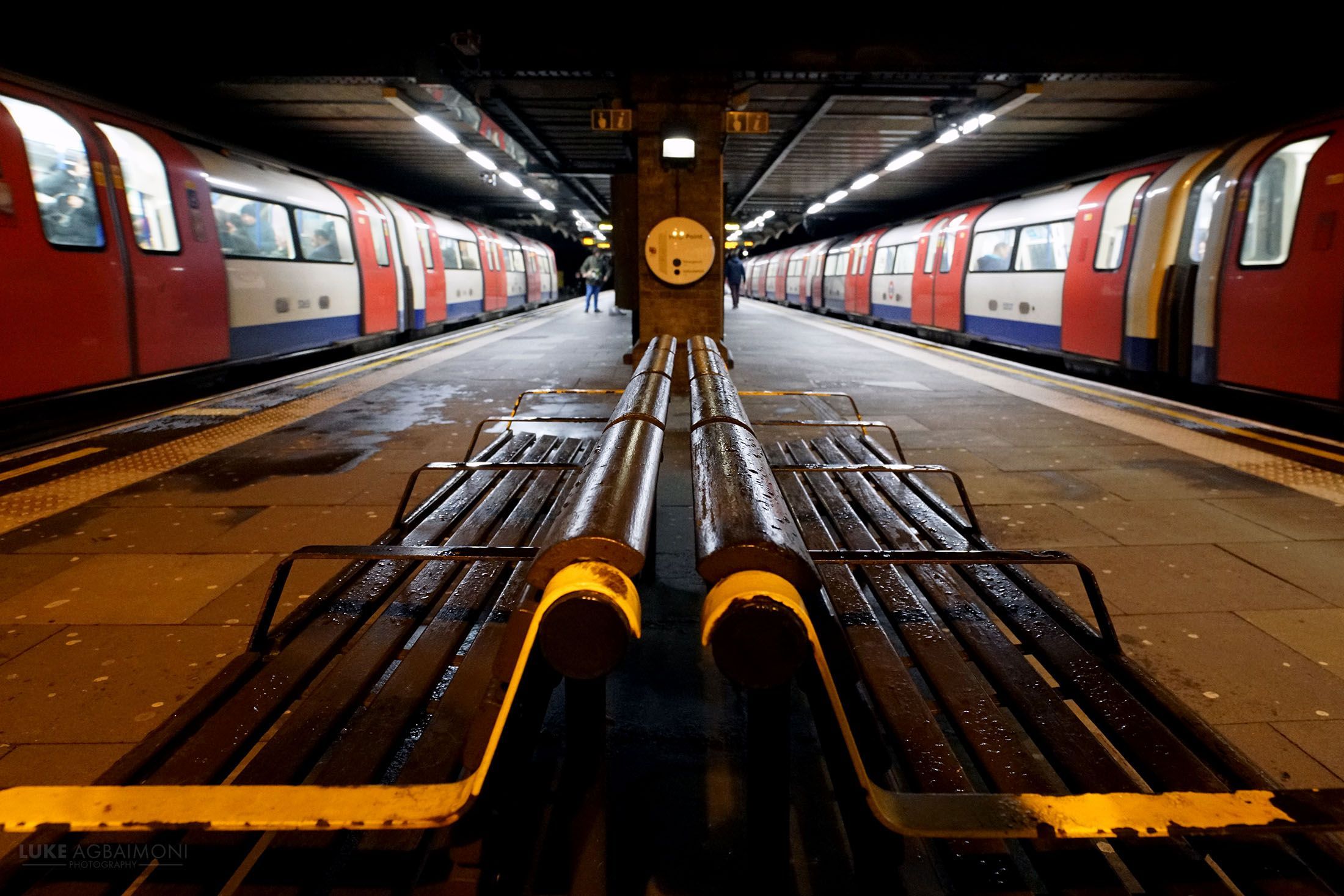 2200x1467 London