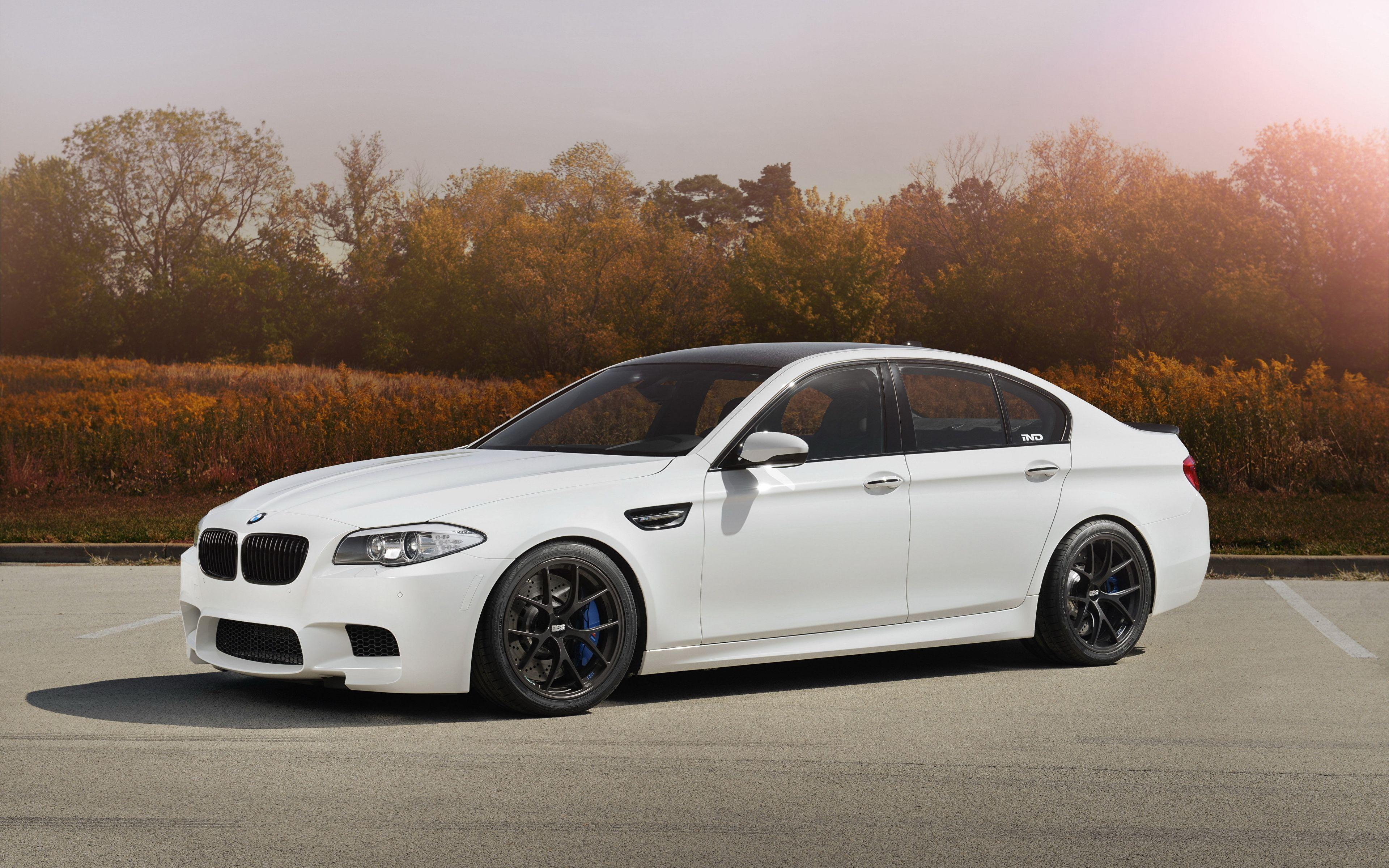 3840x2400 Desktop Wallpaper BMW F10 White automobile 3840x2400