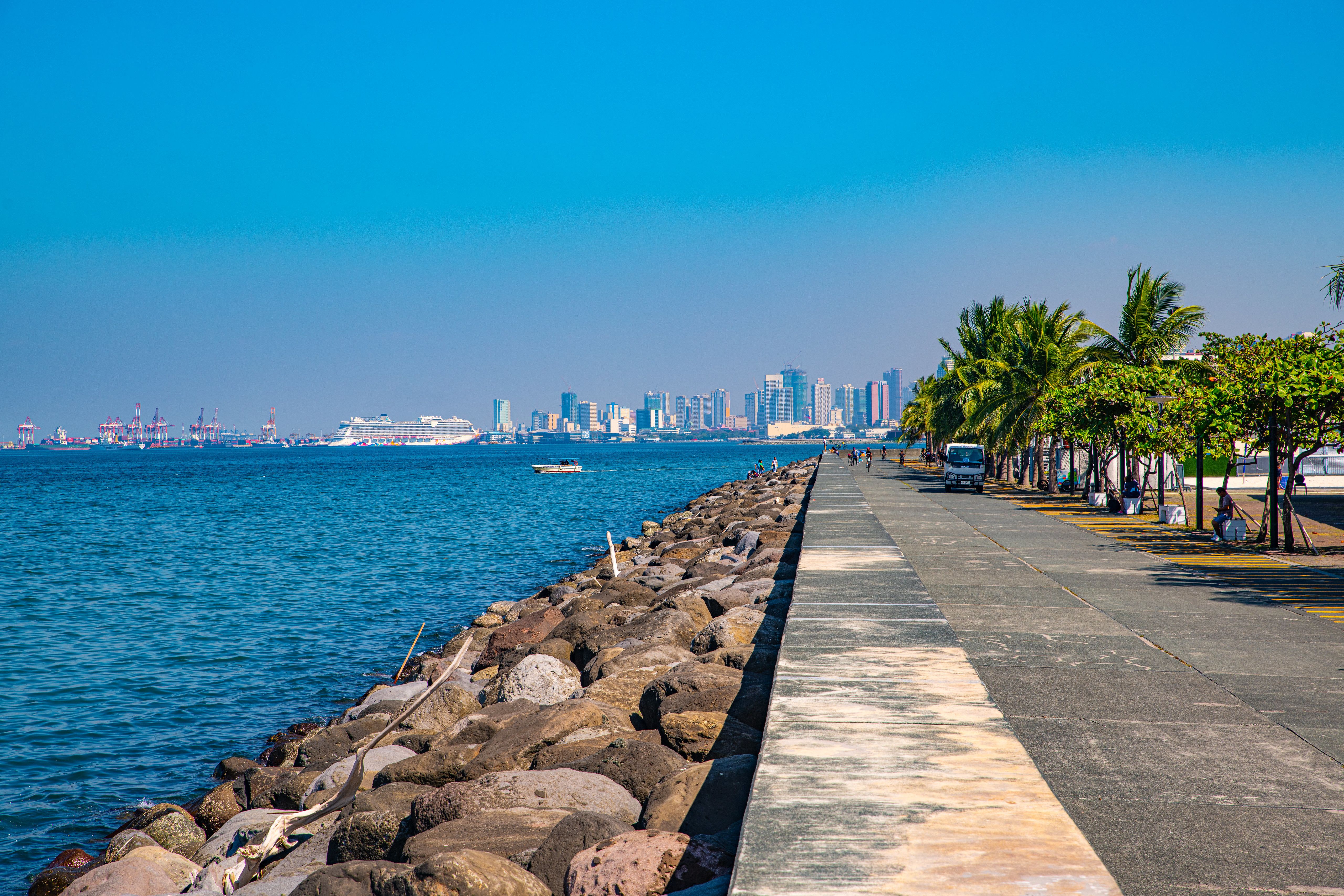 5120x3413 Philippines Manila Bay, Pasay, Mall