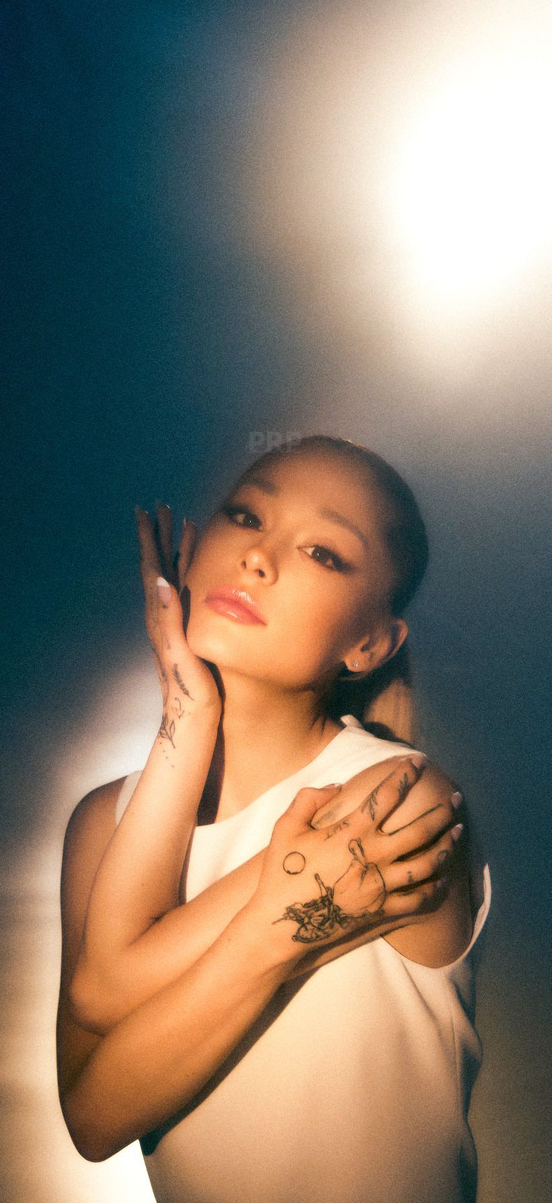 790x1720 ariana grande wallpaper on Tumblr