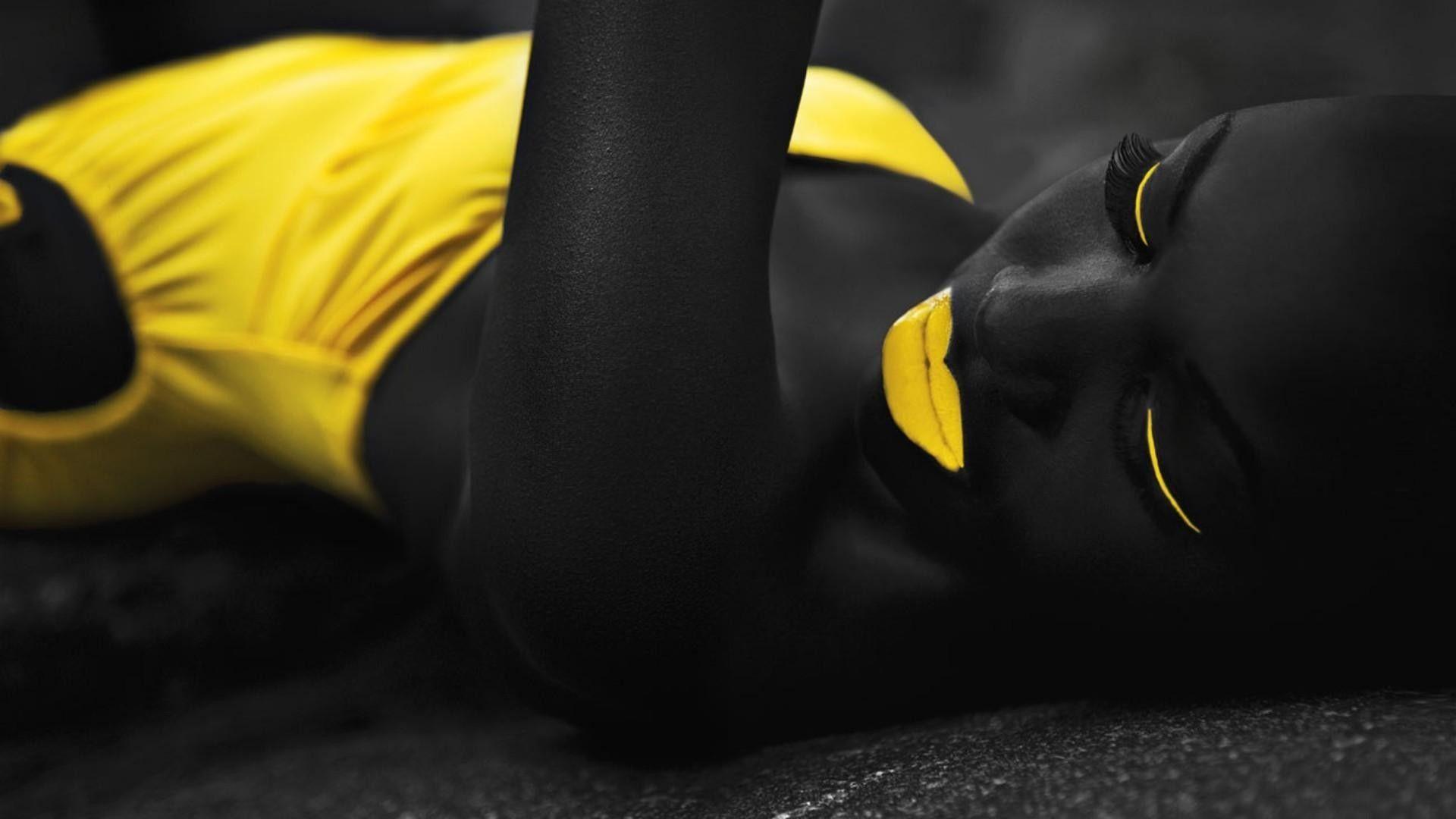 1920x1080 Black and Yellow HD Wallpaper