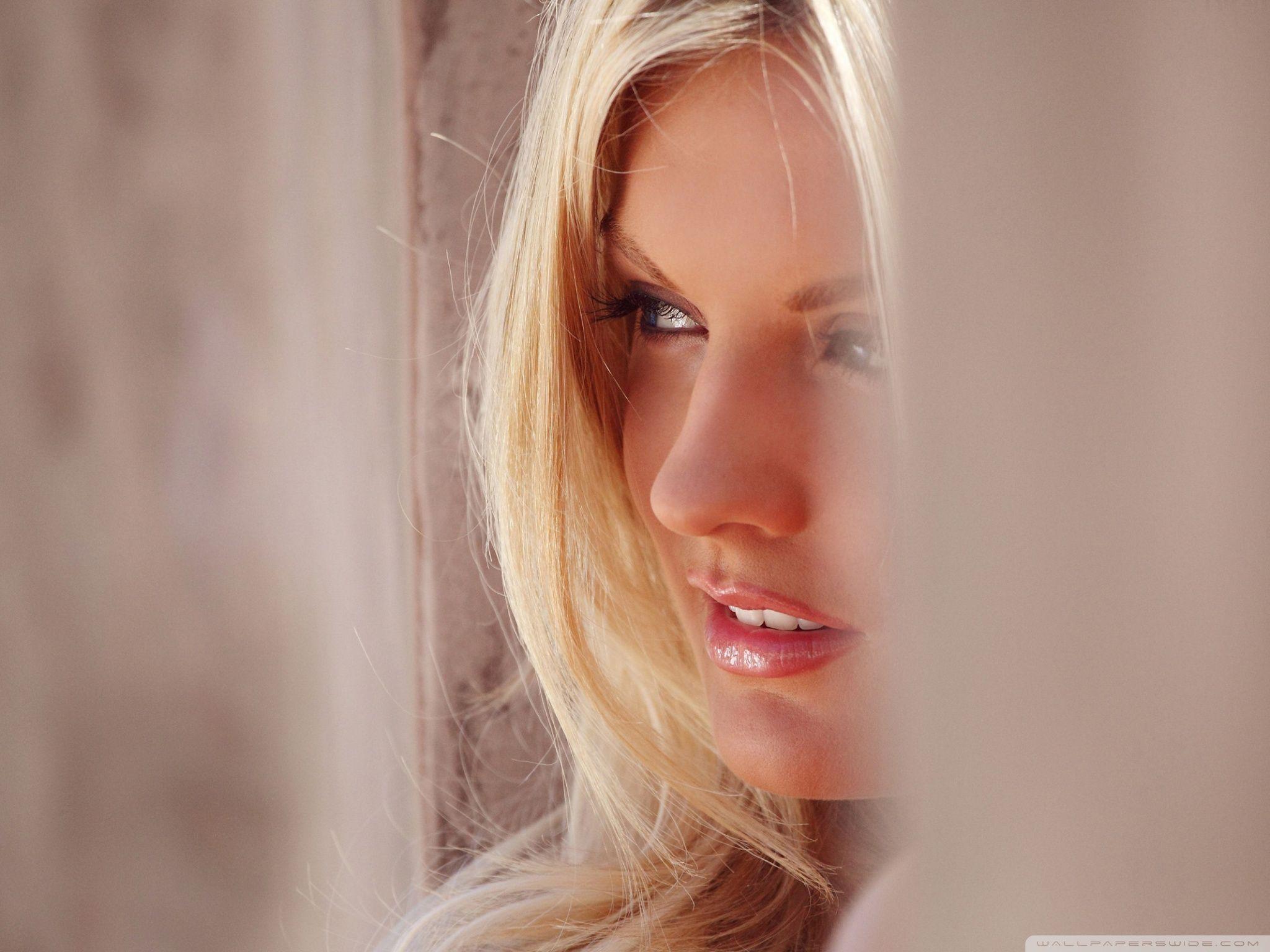 2048x1536 Beautiful Blonde Woman ❤ 4K HD Desktop Wallpaper for 4K
