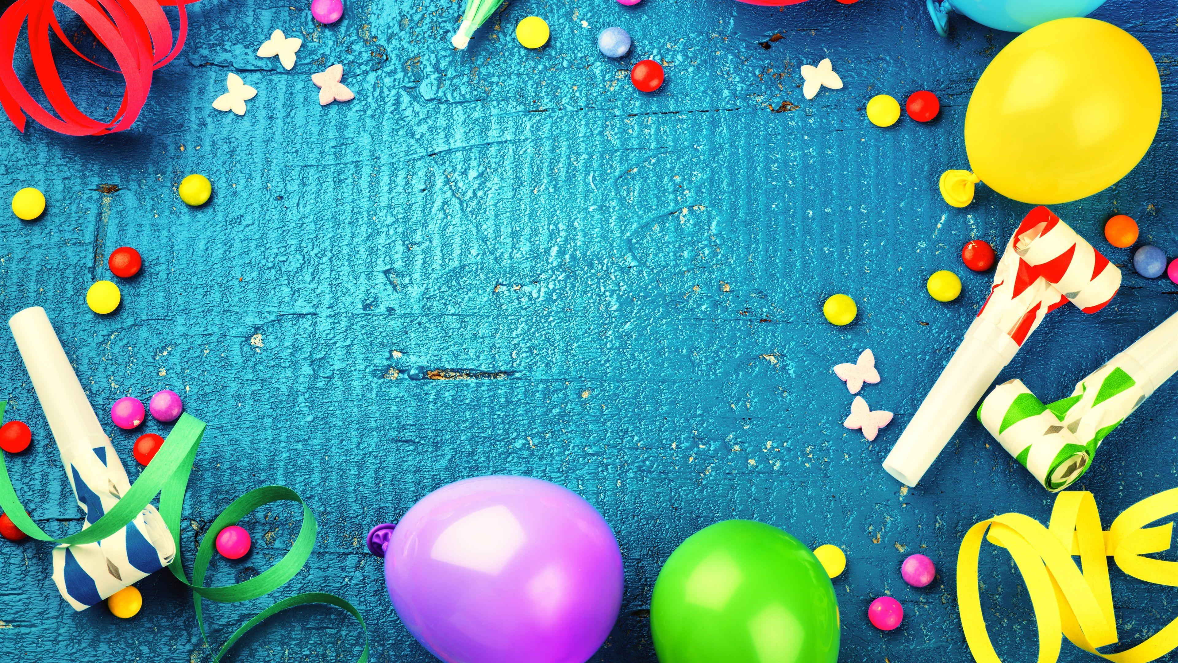 3840x2160 Happy New Year 014 and a multicolored balloons wallpaper