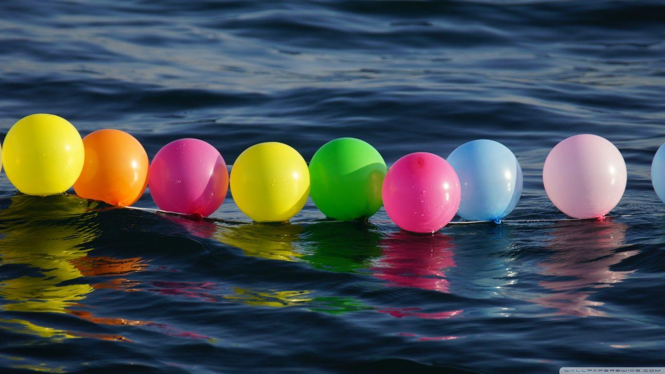 1366x768 Balloons HD Image