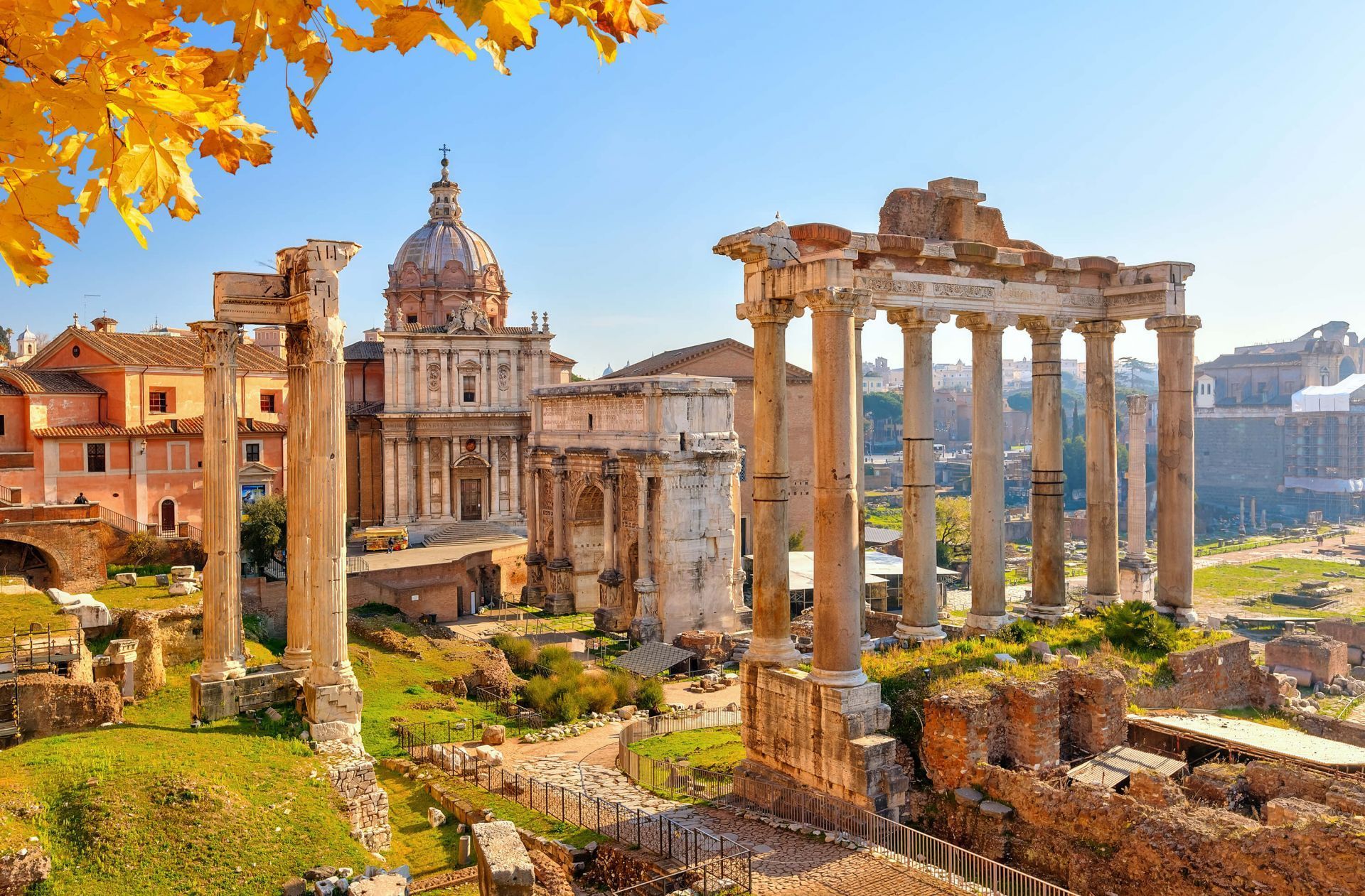 1920x1261 Roman ruins in Rome