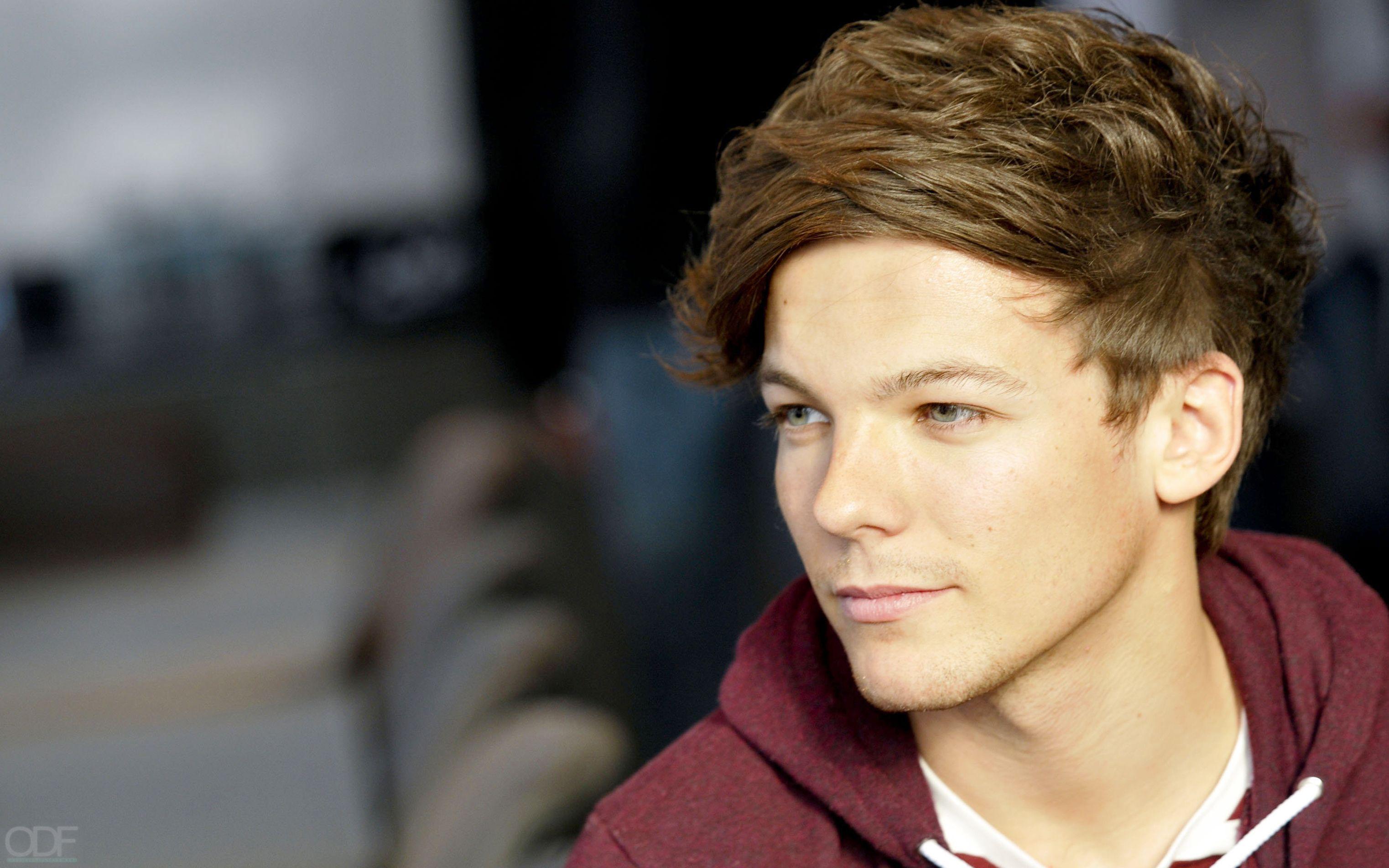 3045x1904 Louis Tomlinson