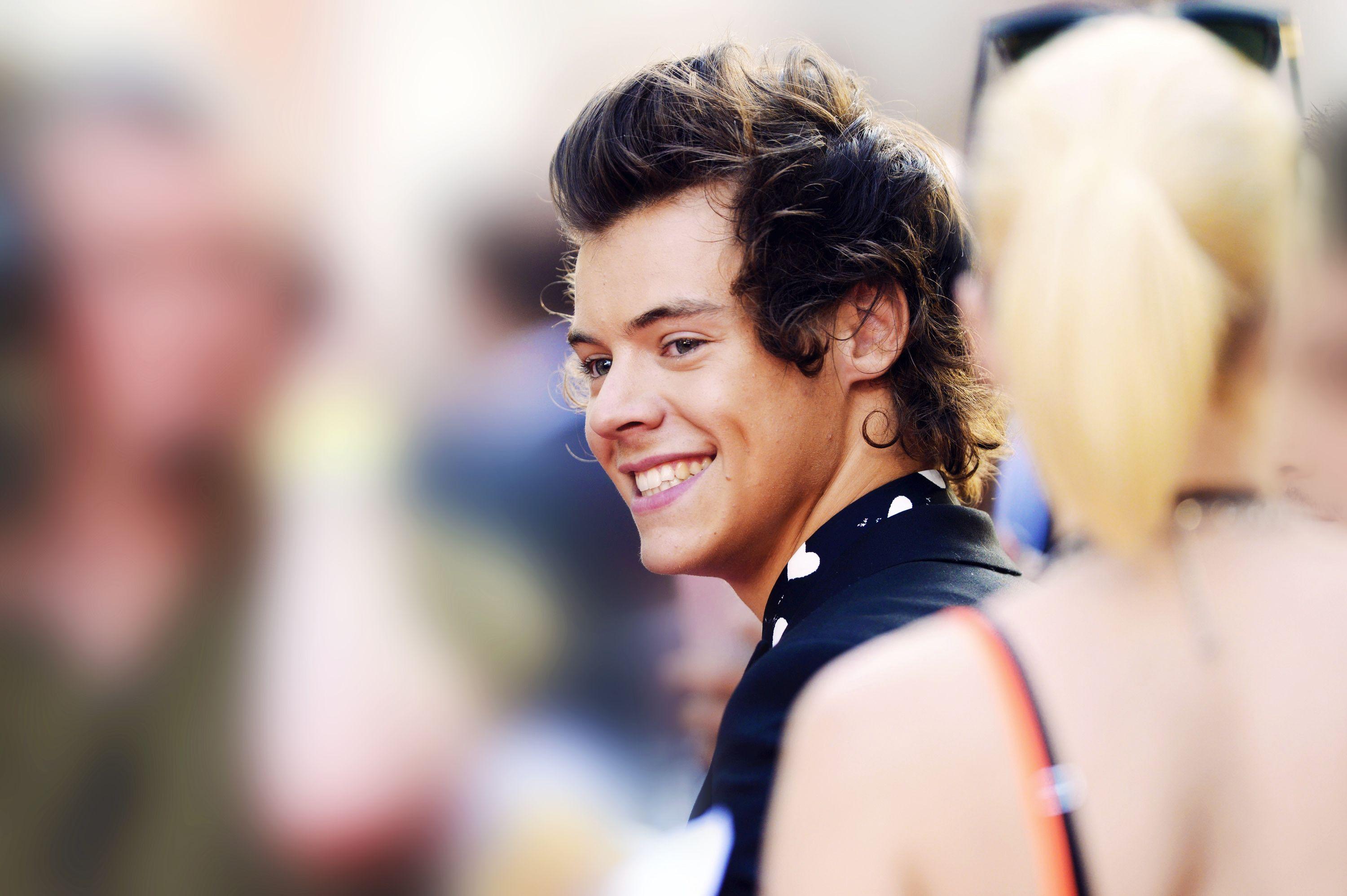 3000x1996 Louis Tomlinson HD Wallpaper