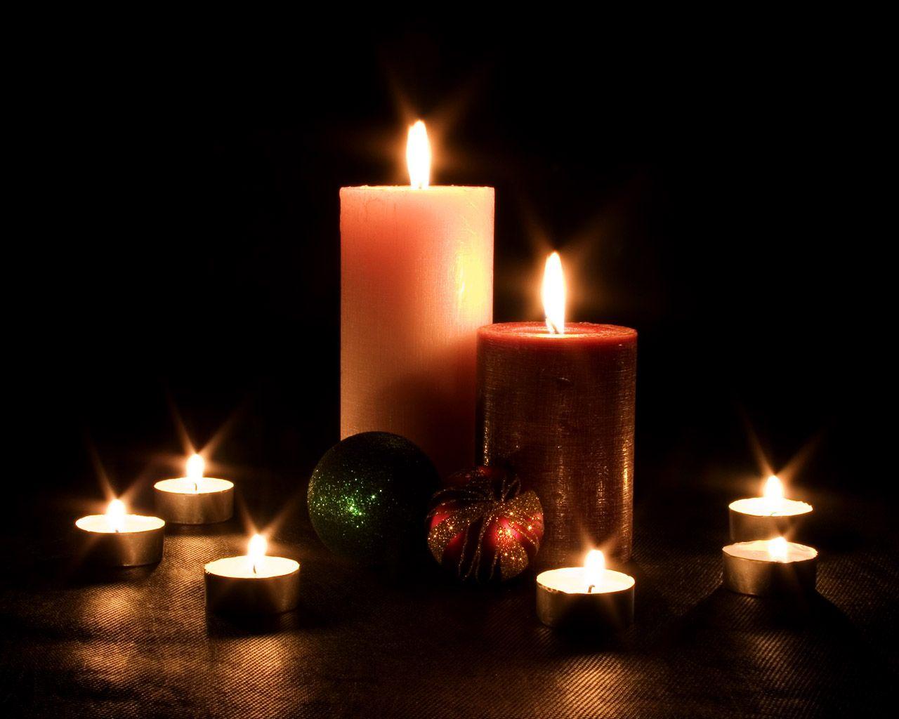 1280x1024 Lovely Candle Wallpaper