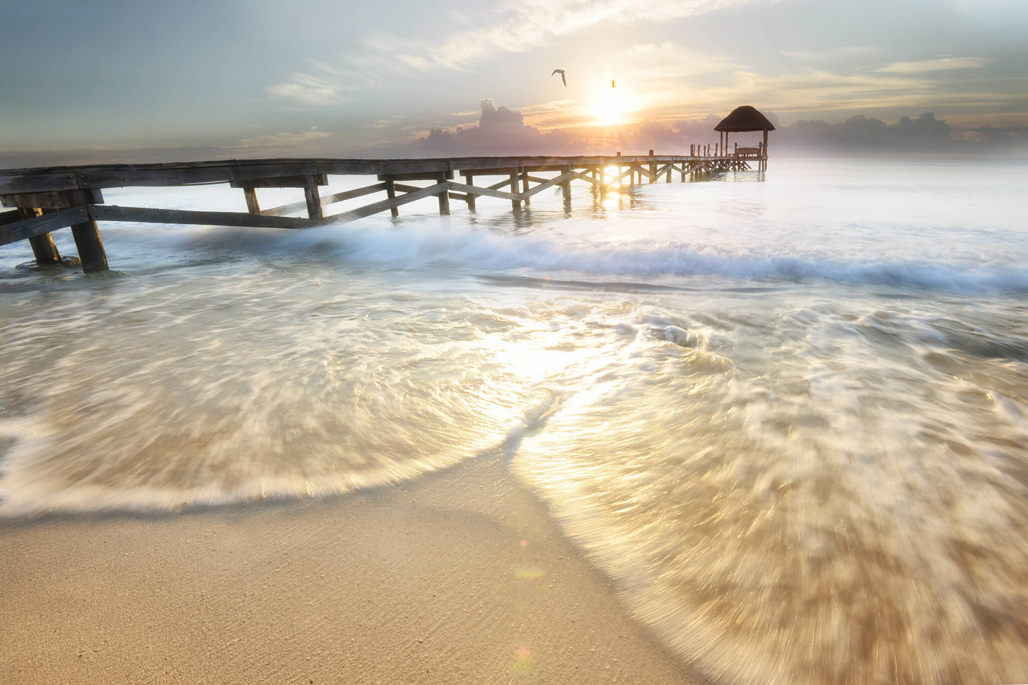 2048x1365 Summer Beach Picture