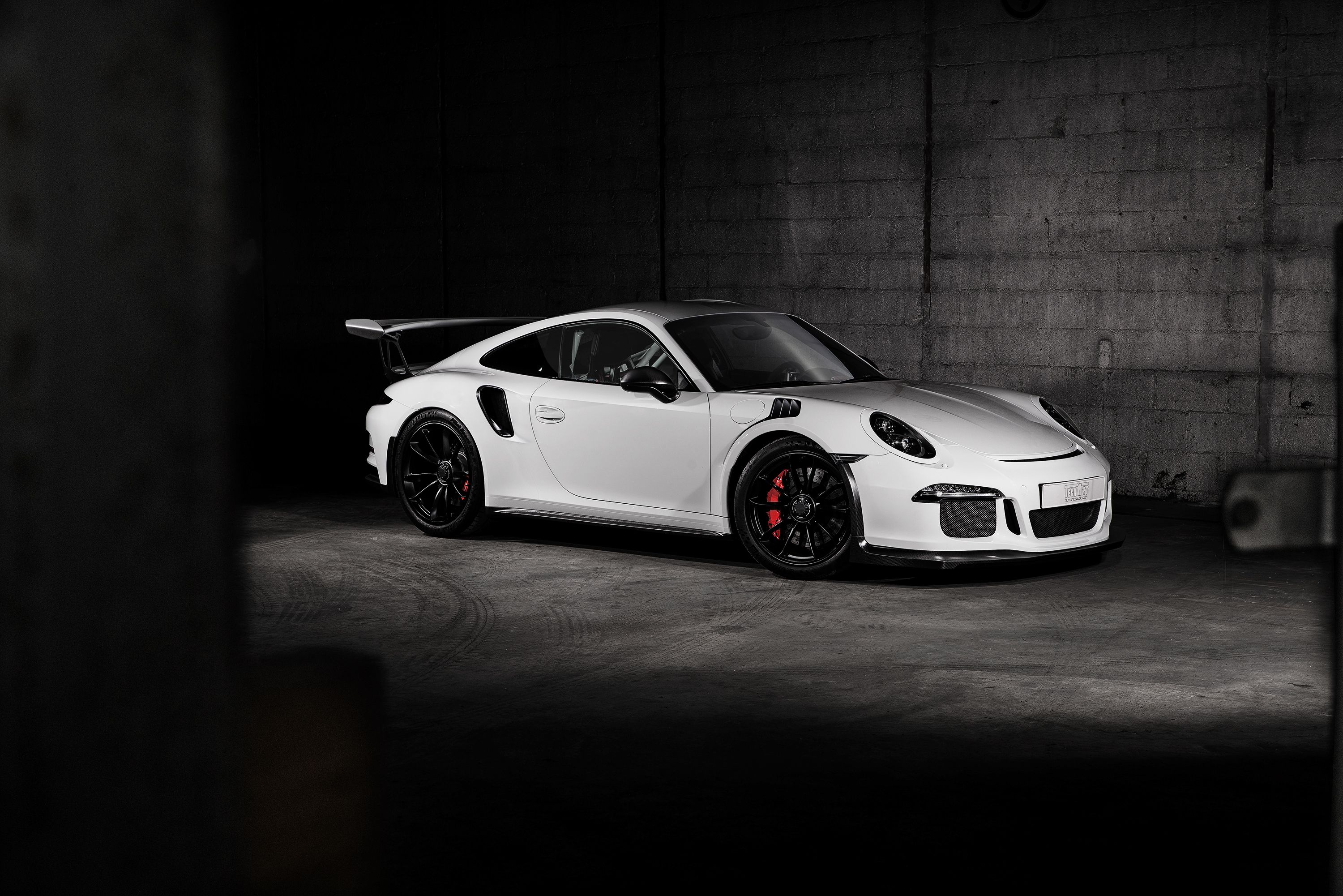 3000x2001 Download Car White Car Porsche Porsche