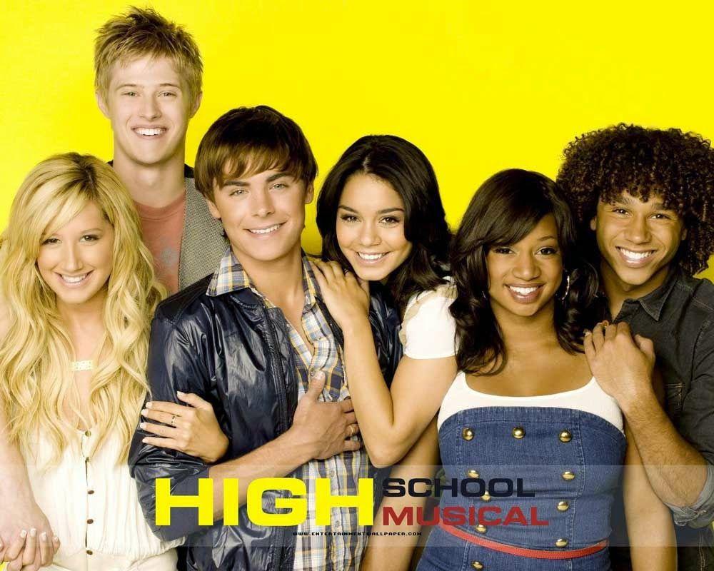 1000x800 High School Musical 4: East Meets West Wallpaper