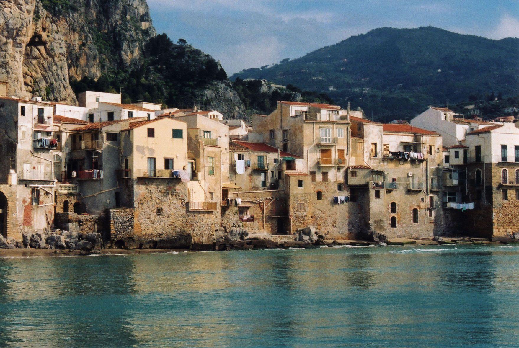 1758x1179 Sicily Wallpaper