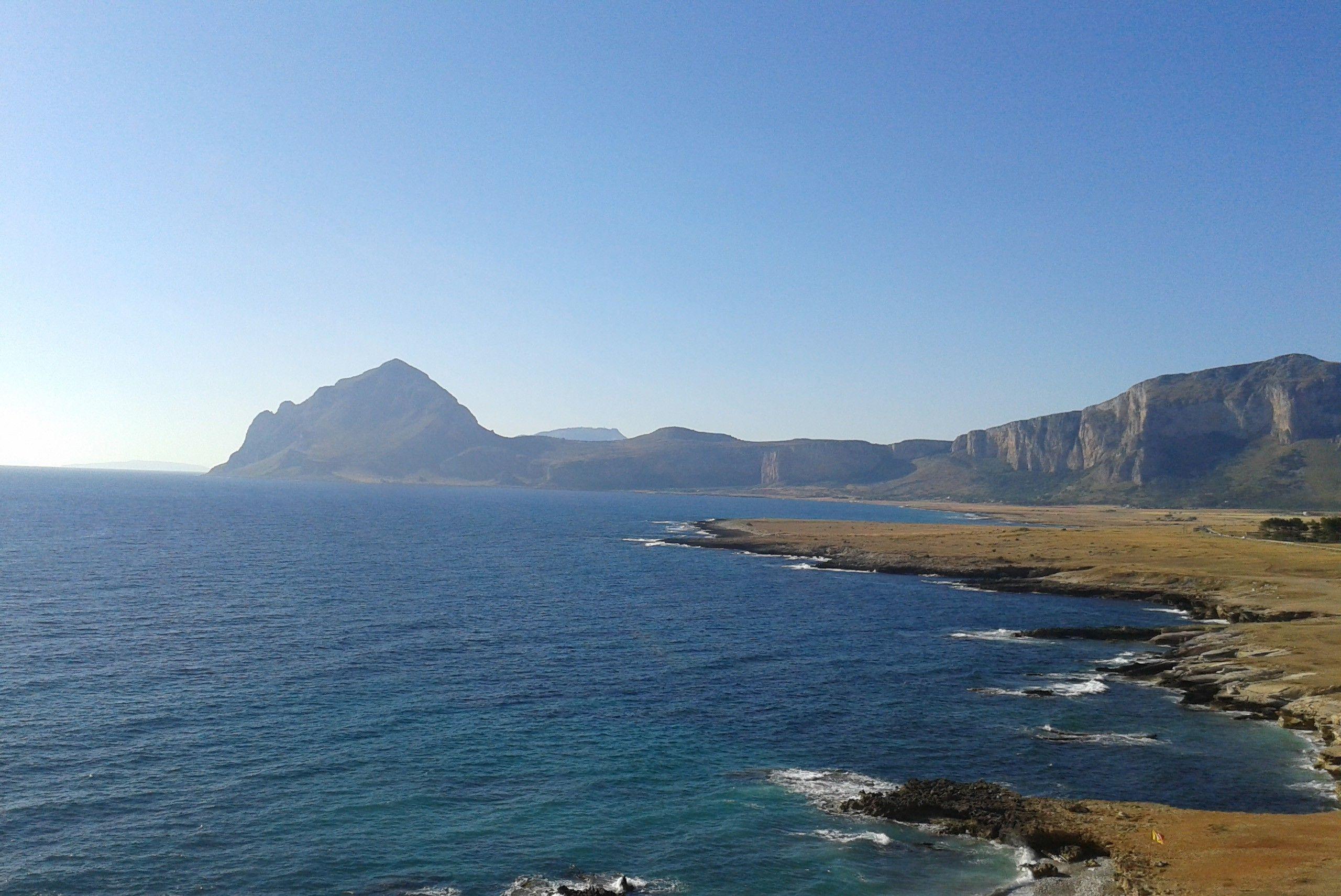2560x1710 Trapani, Sea, Italy, Sicily, Vista, Nature, Beach, Mountain