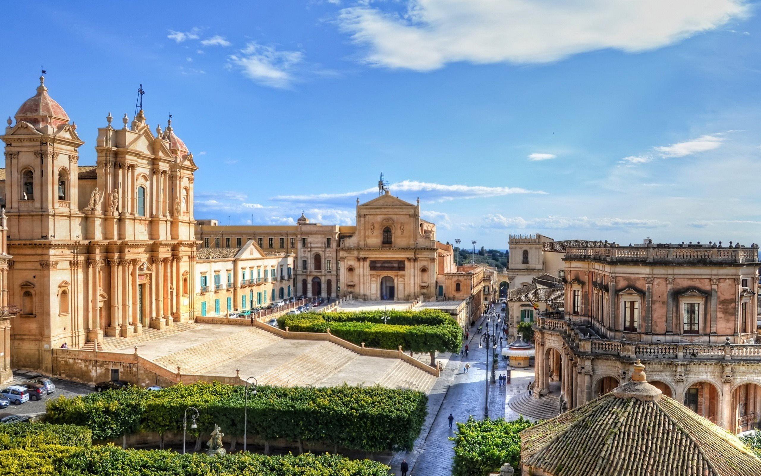 2560x1600 Download wallpaper Noto, Sicily, Italy, summer, Cathedral