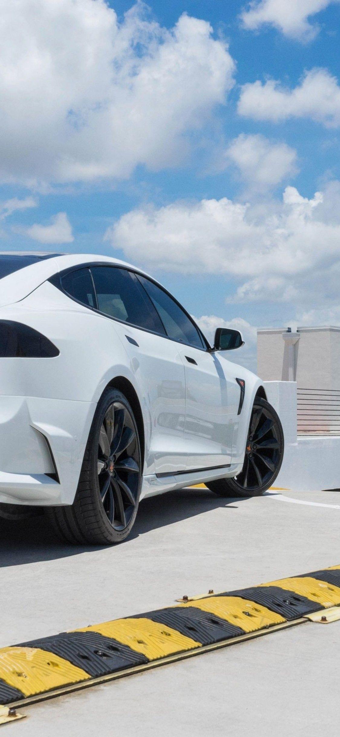 1125x2436 Download 1125x2436 Tesla Model S, White, Back View, Larte