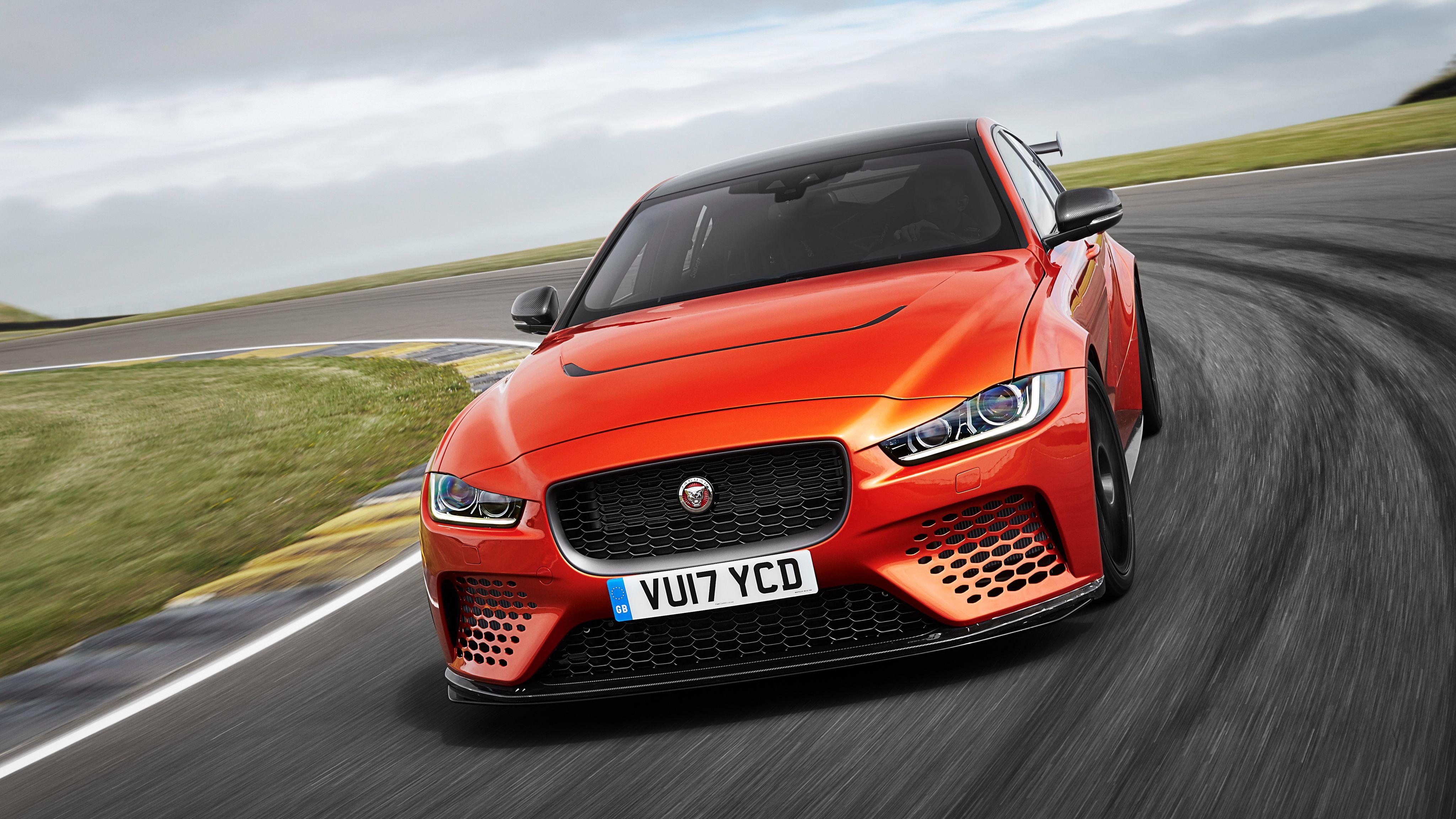 4096x2304 Jaguar XE Wallpaper 3 X 2304