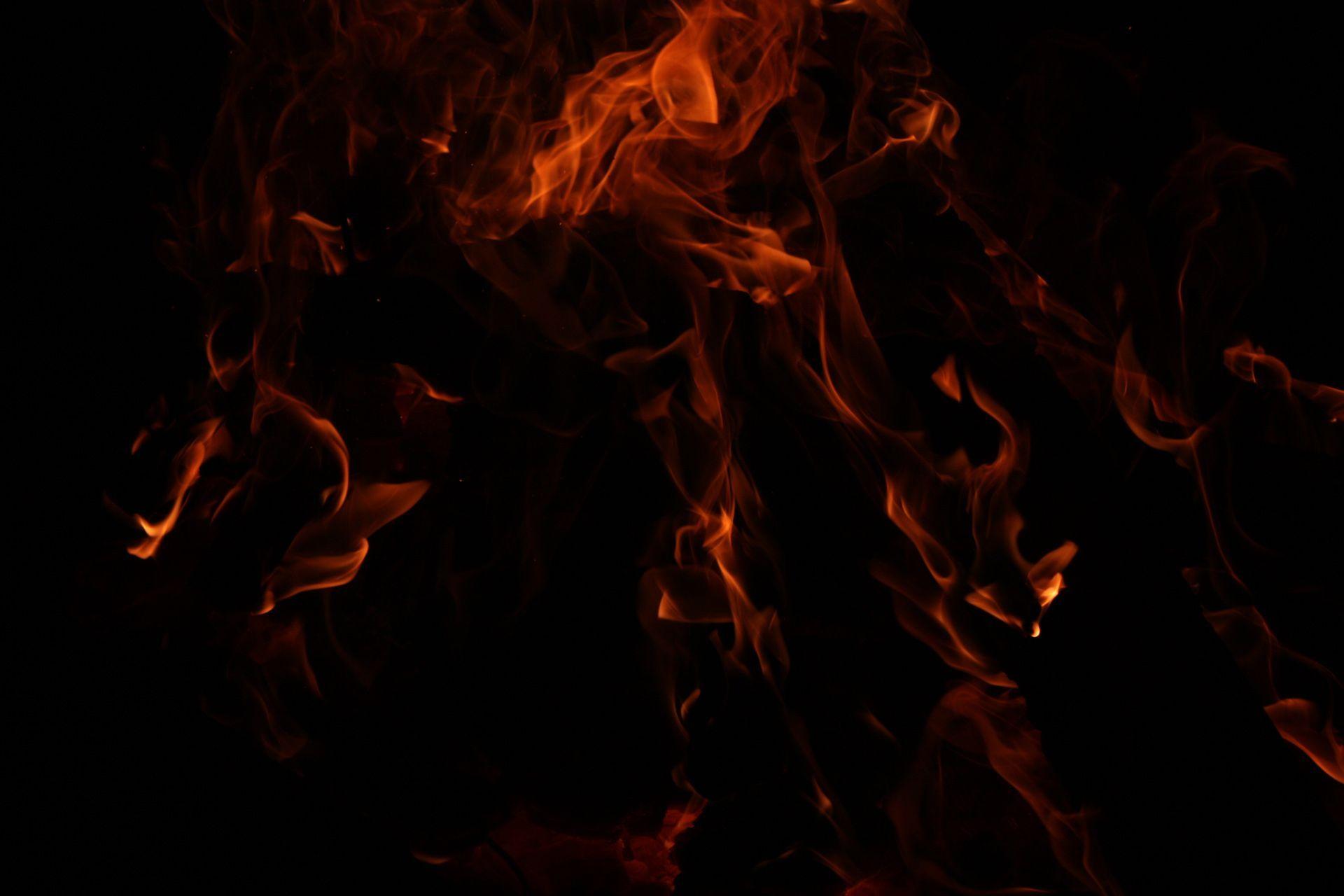 1920x1280 Dark Fire Wallpaper