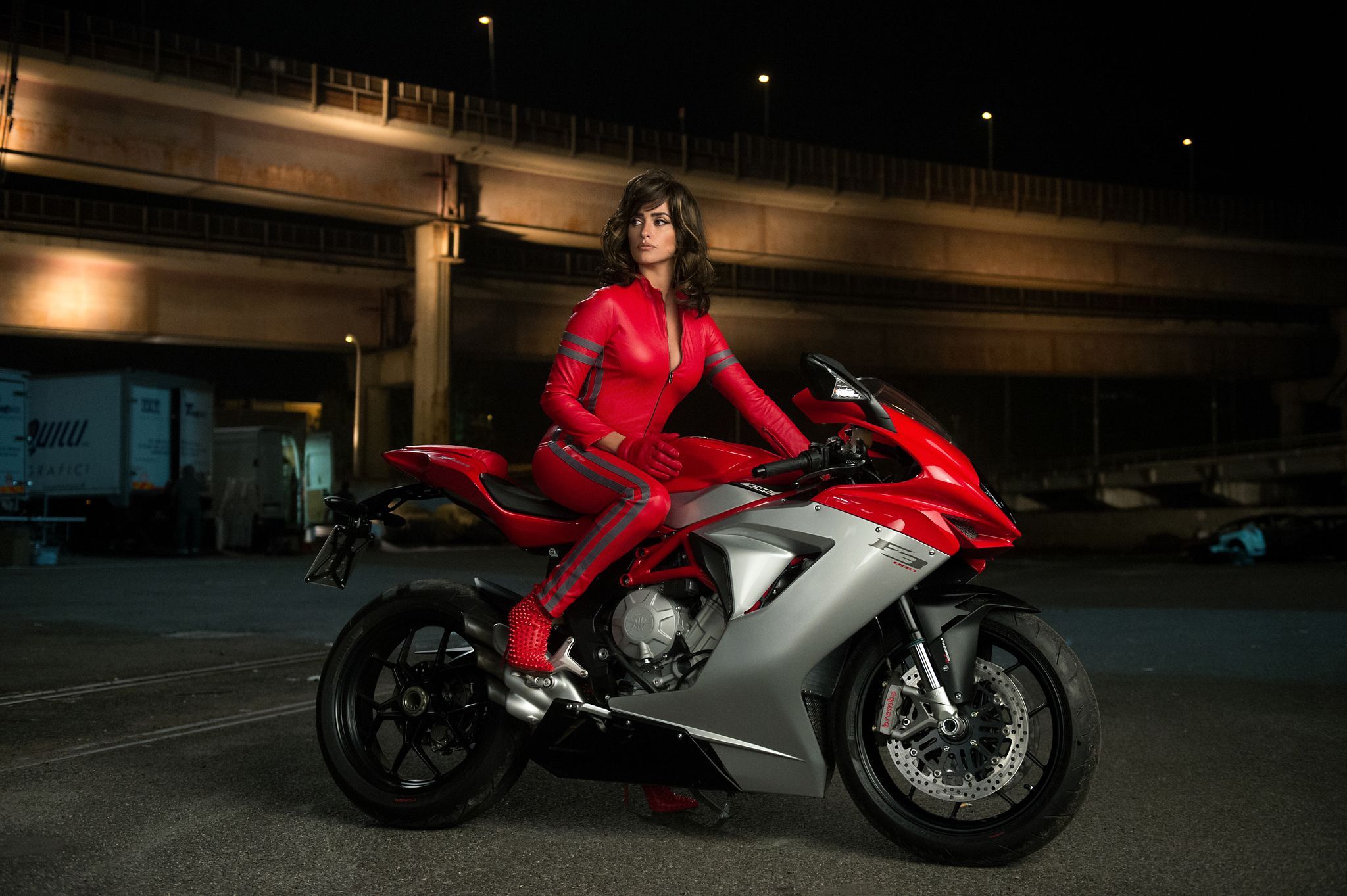 2048x1363 Wallpaper motorcycle, Valentina