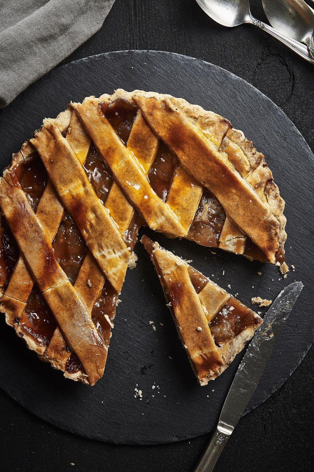 1000x1500 Pie. A Generous Table Thanksgiving pies