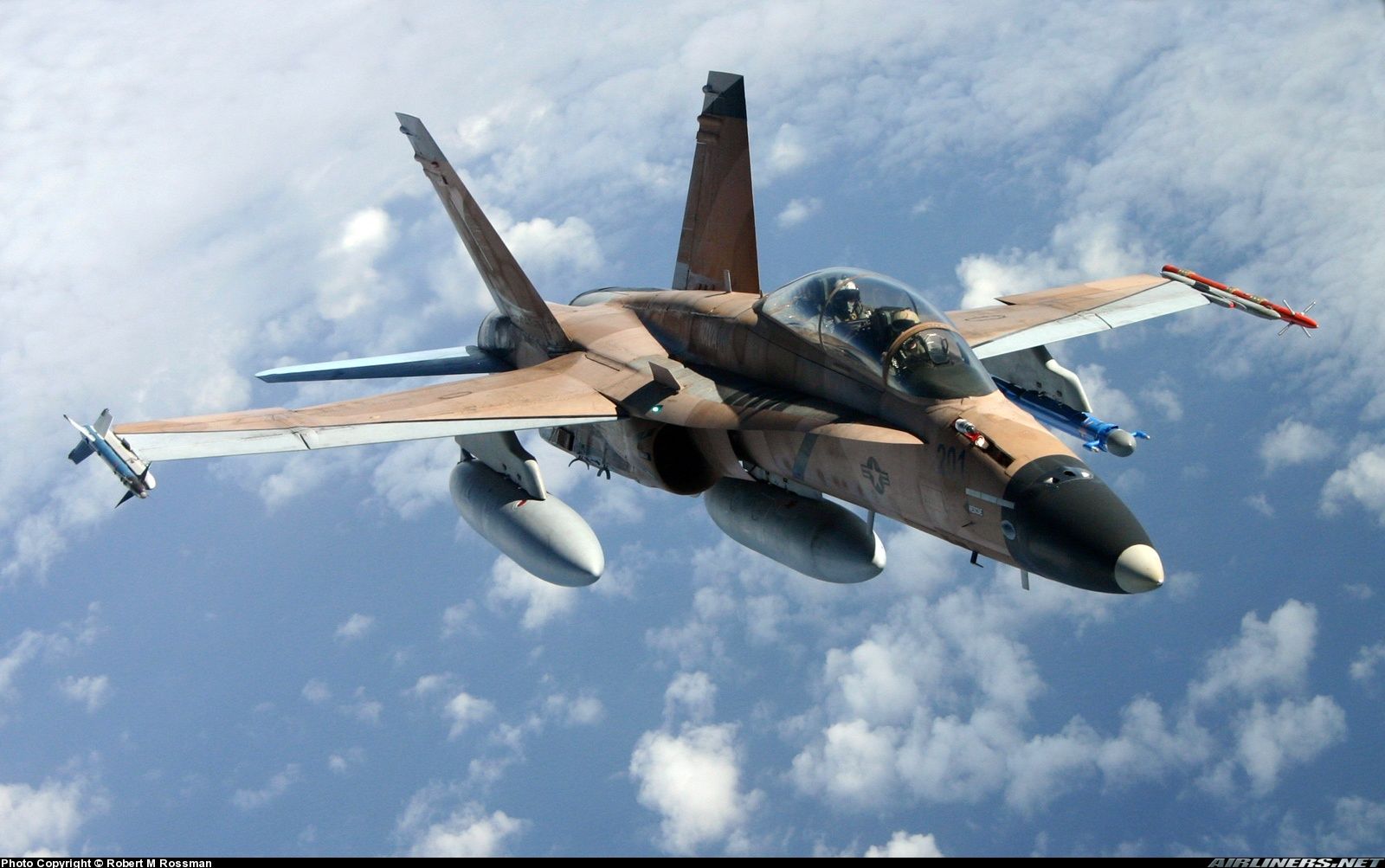 1600x1003 McDonnell Douglas F A 18B Hornet