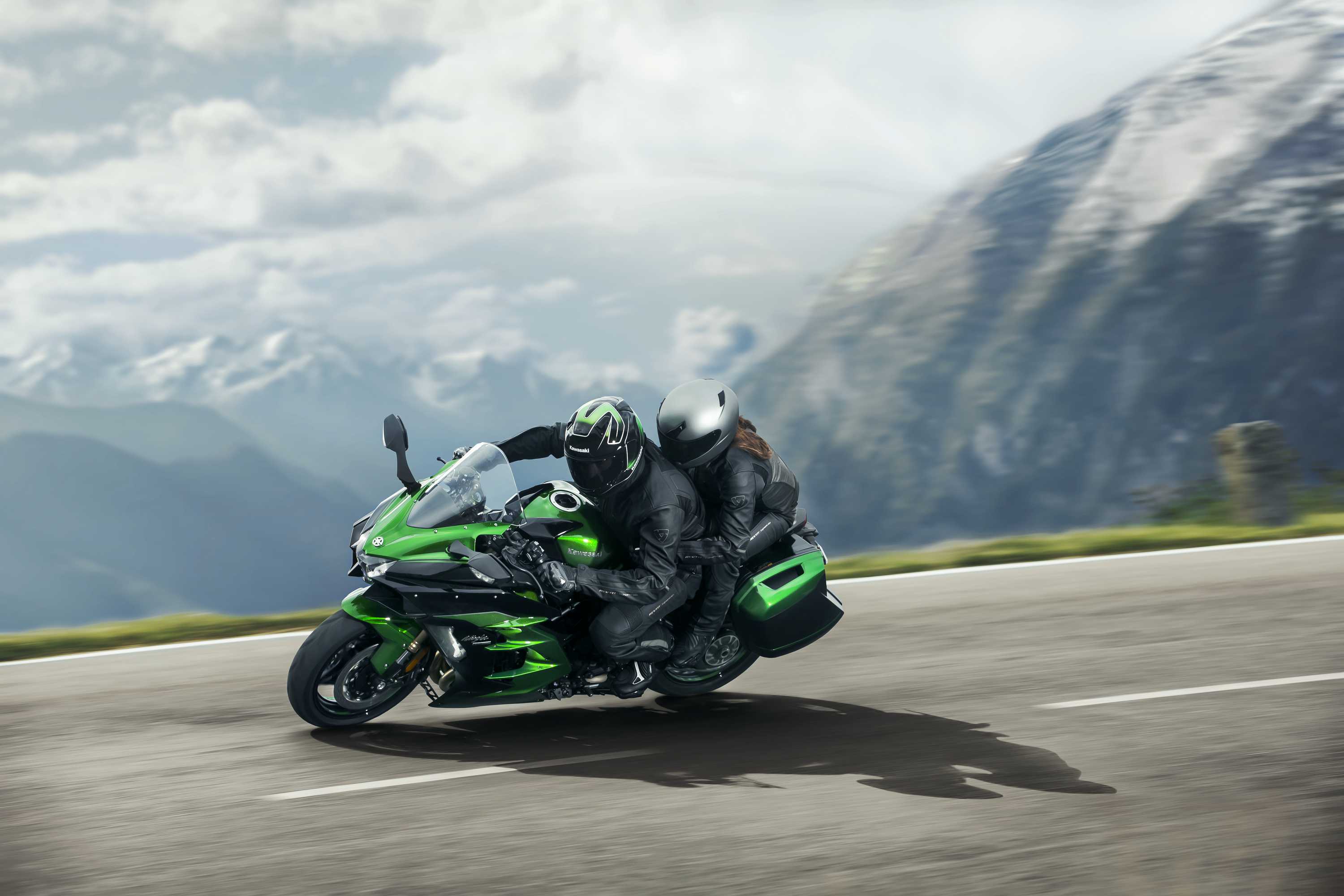 3000x2000 Ninja H2 SX