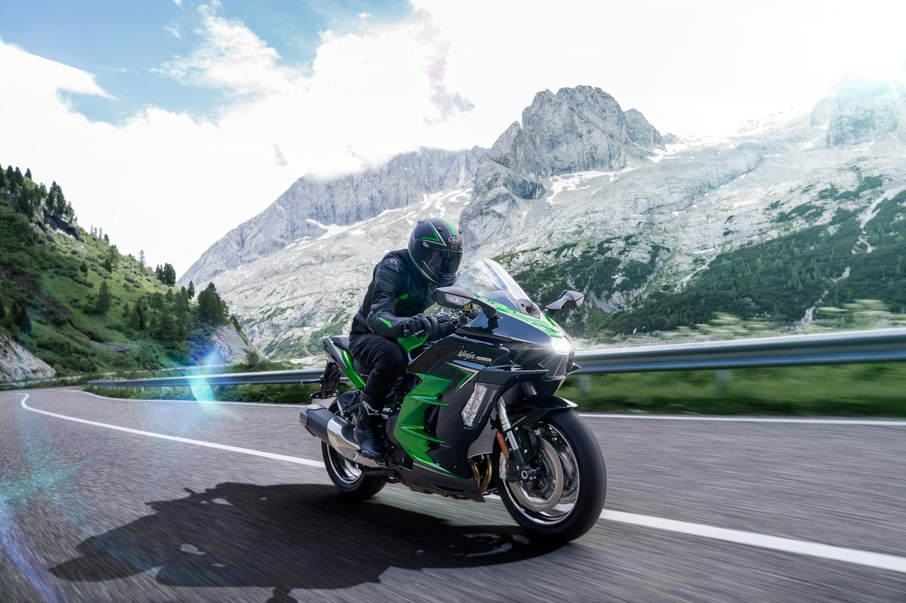 1280x853 Ninja H2 SX SE