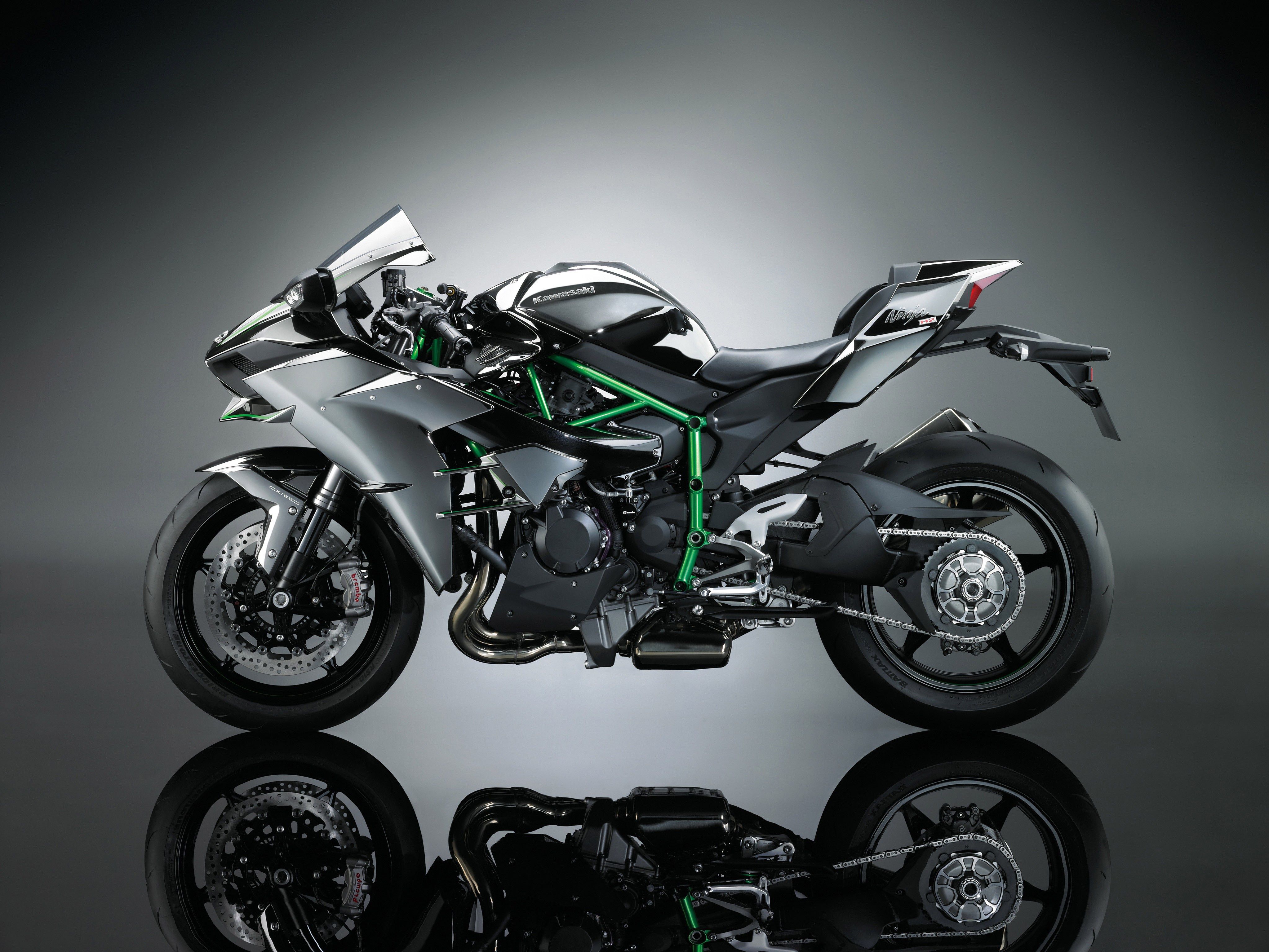 4093x3072 Kawasaki Ninja H2 Sx wallpaper
