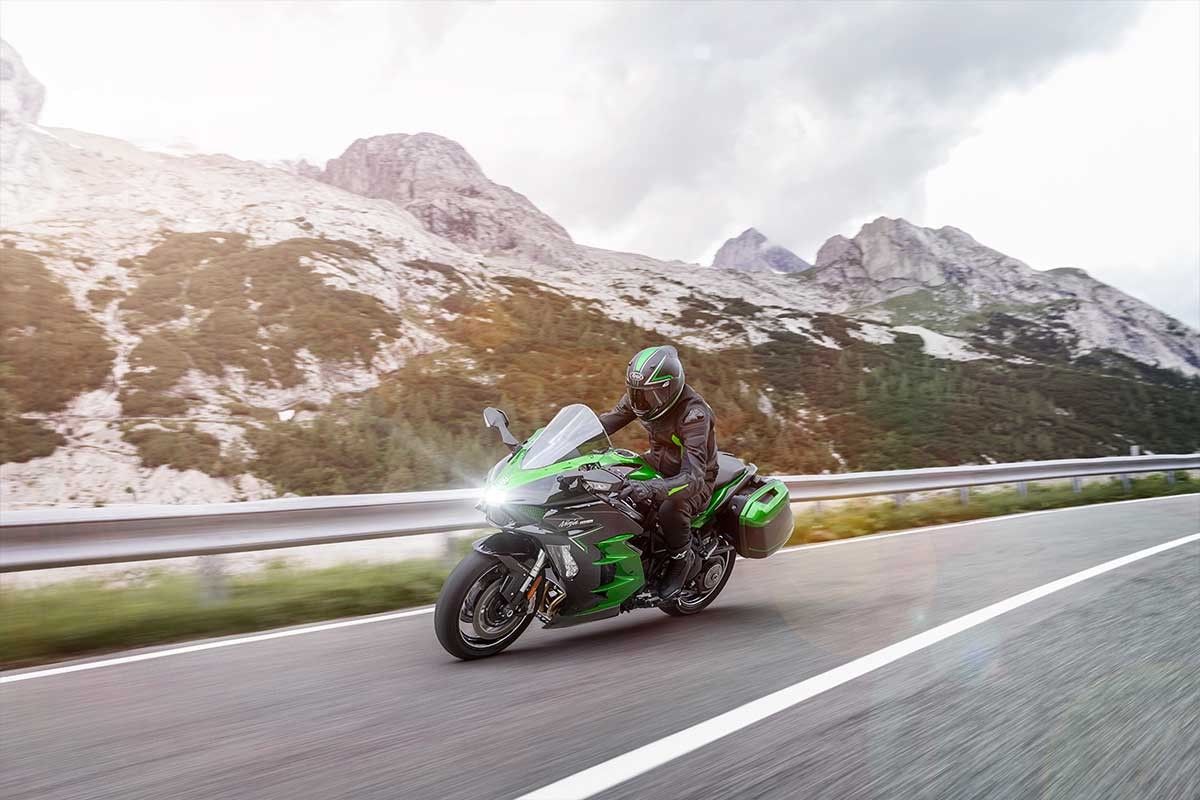 1200x800 Kawasaki Ninja H2 SX SE Specs