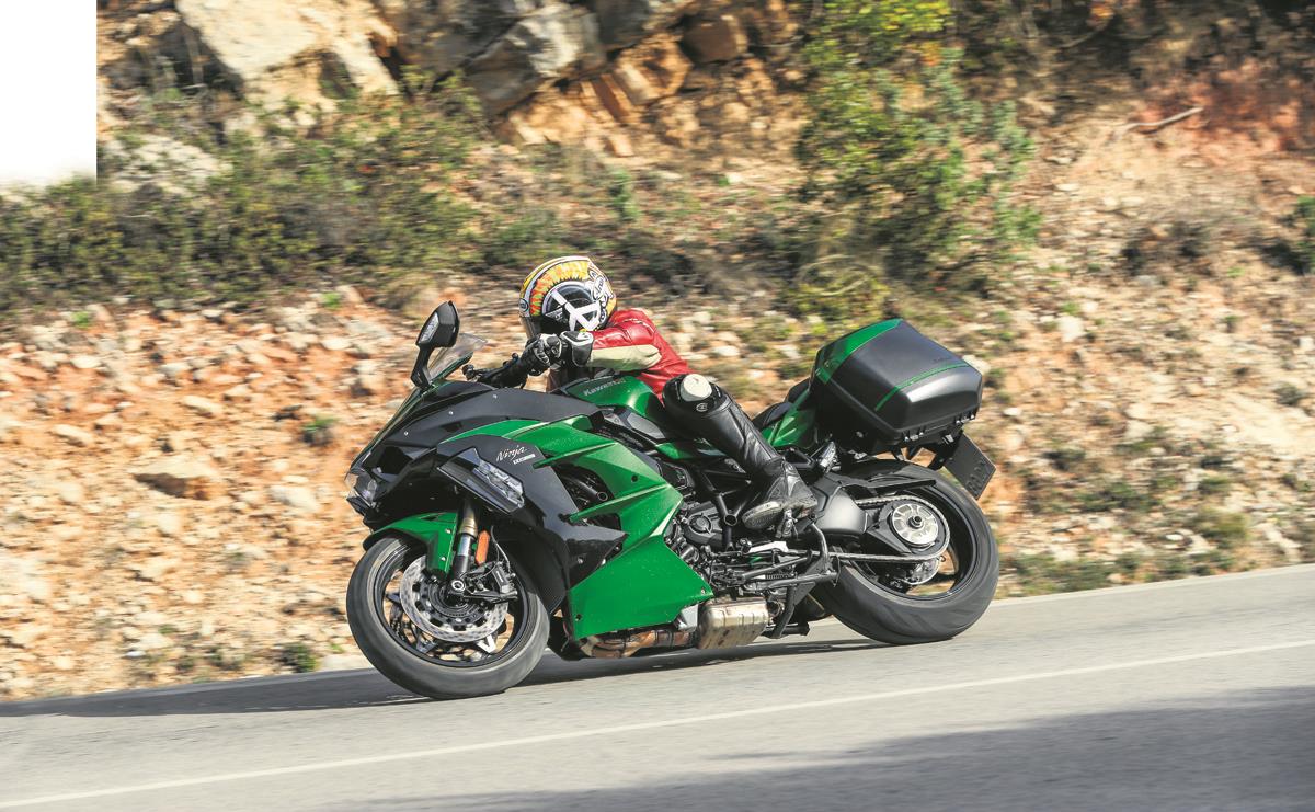 1200x741 Kawasaki Ninja H2 SX (2018 2022) Review