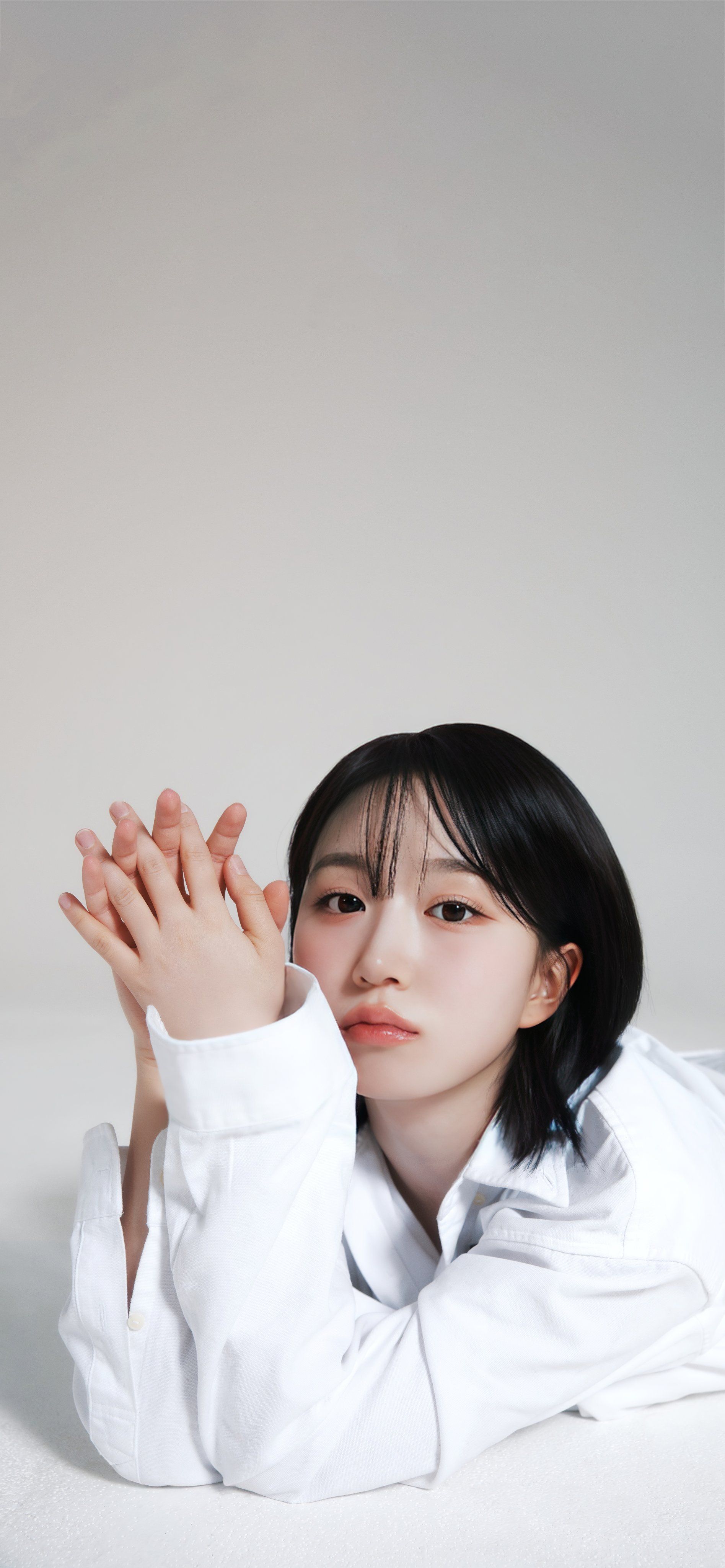 1895x4096 NMIXX Wallpaper
