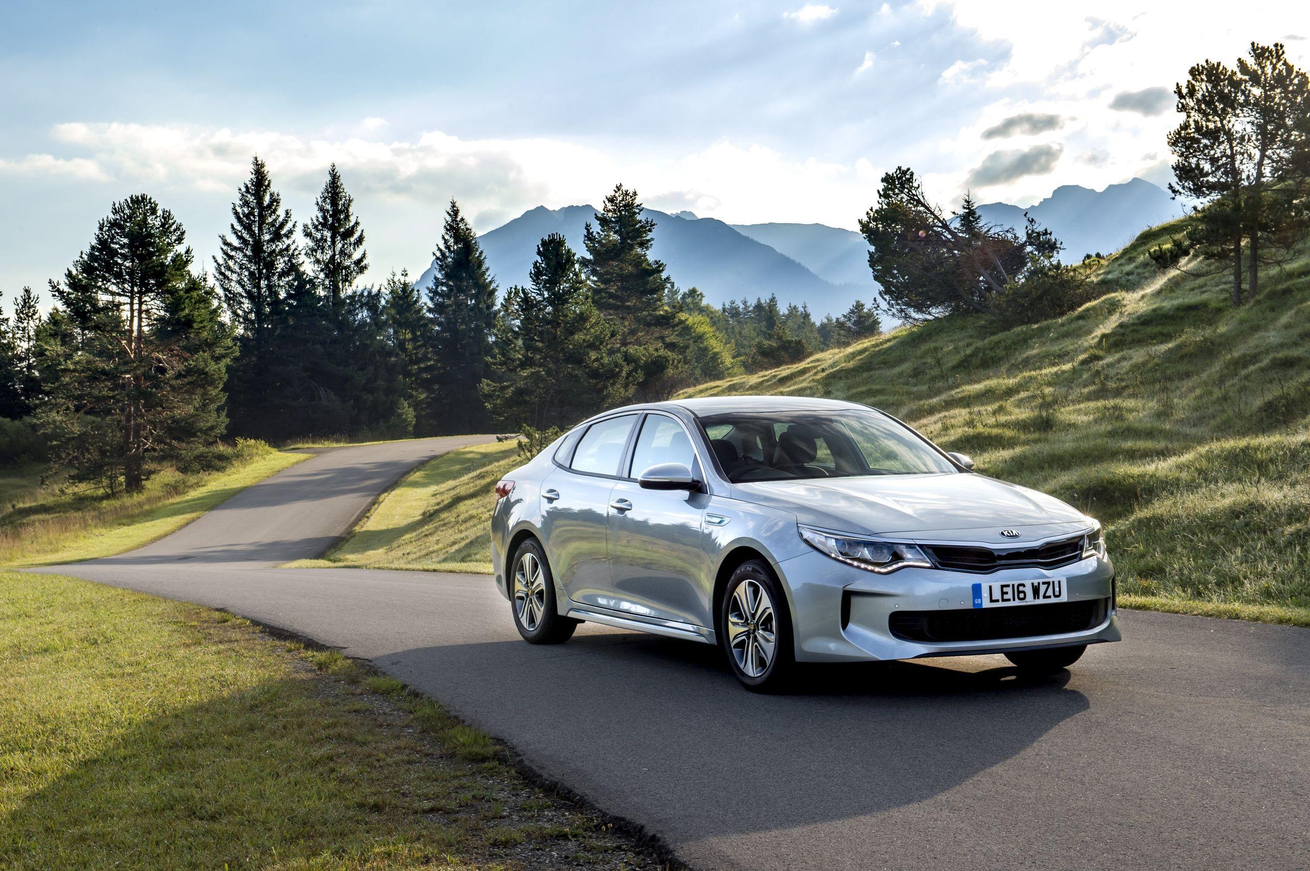 2560x1703 Kia Optima Wallpaper Download J689F2