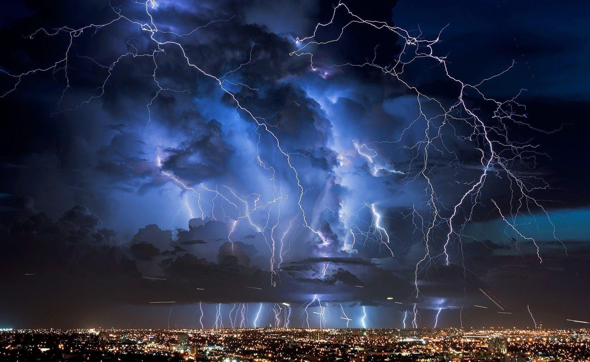 Thunderstorm HD wallpaper APK for Android Download