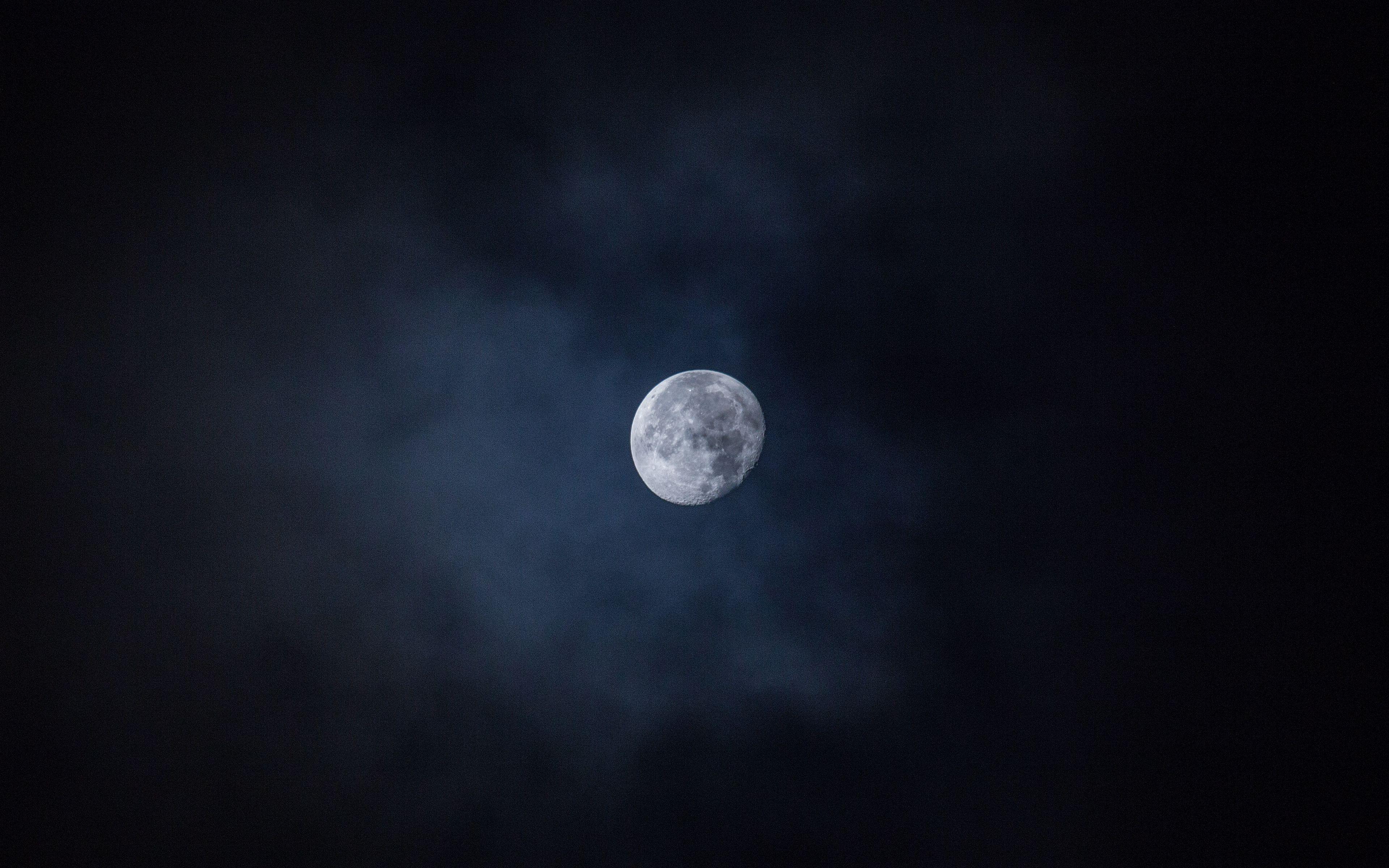 3840x2400 Download wallpaper 3840x2400 moon, sky, night, space 4k