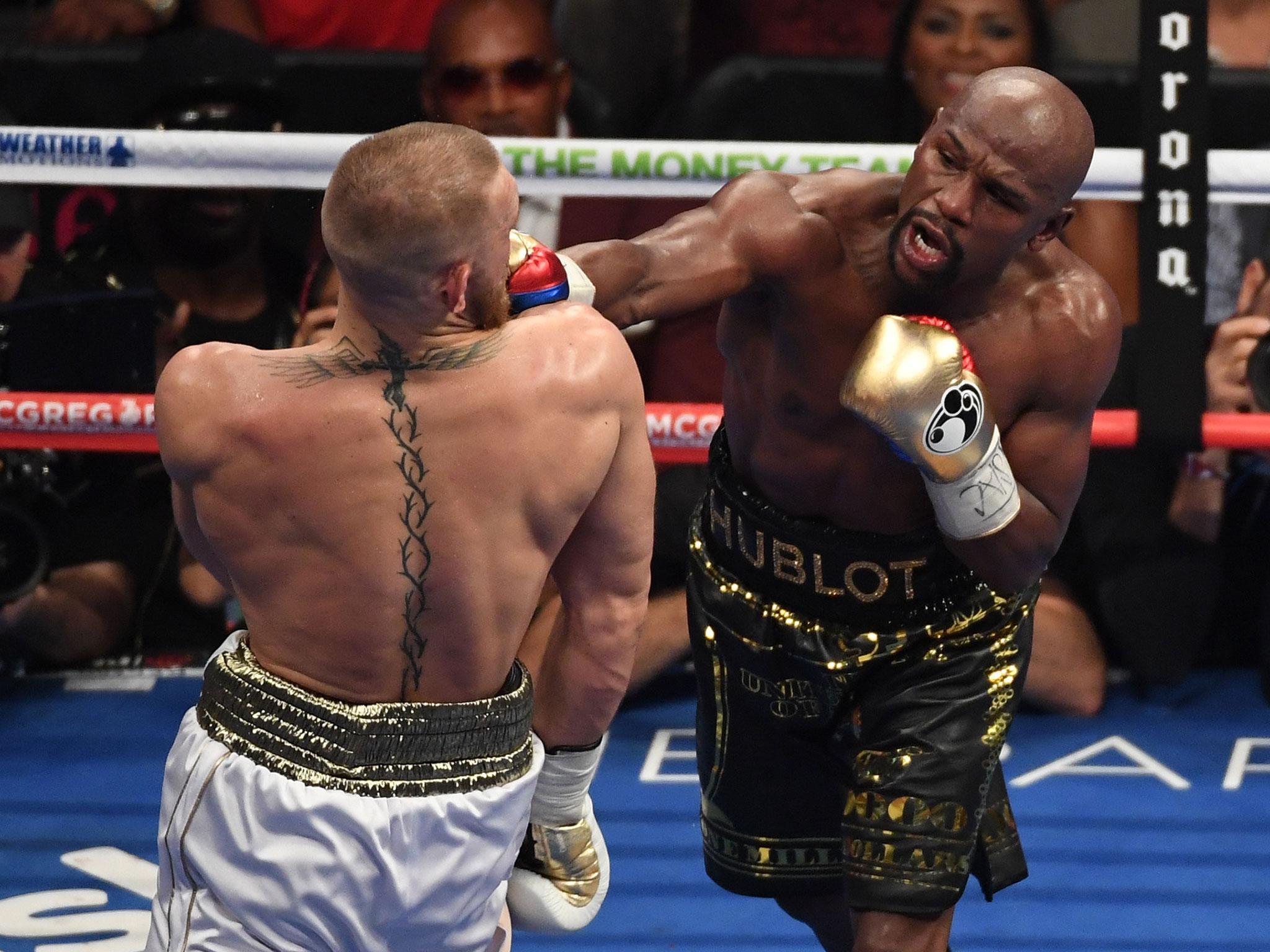 2048x1536 Floyd Mayweather took Conor McGregor to