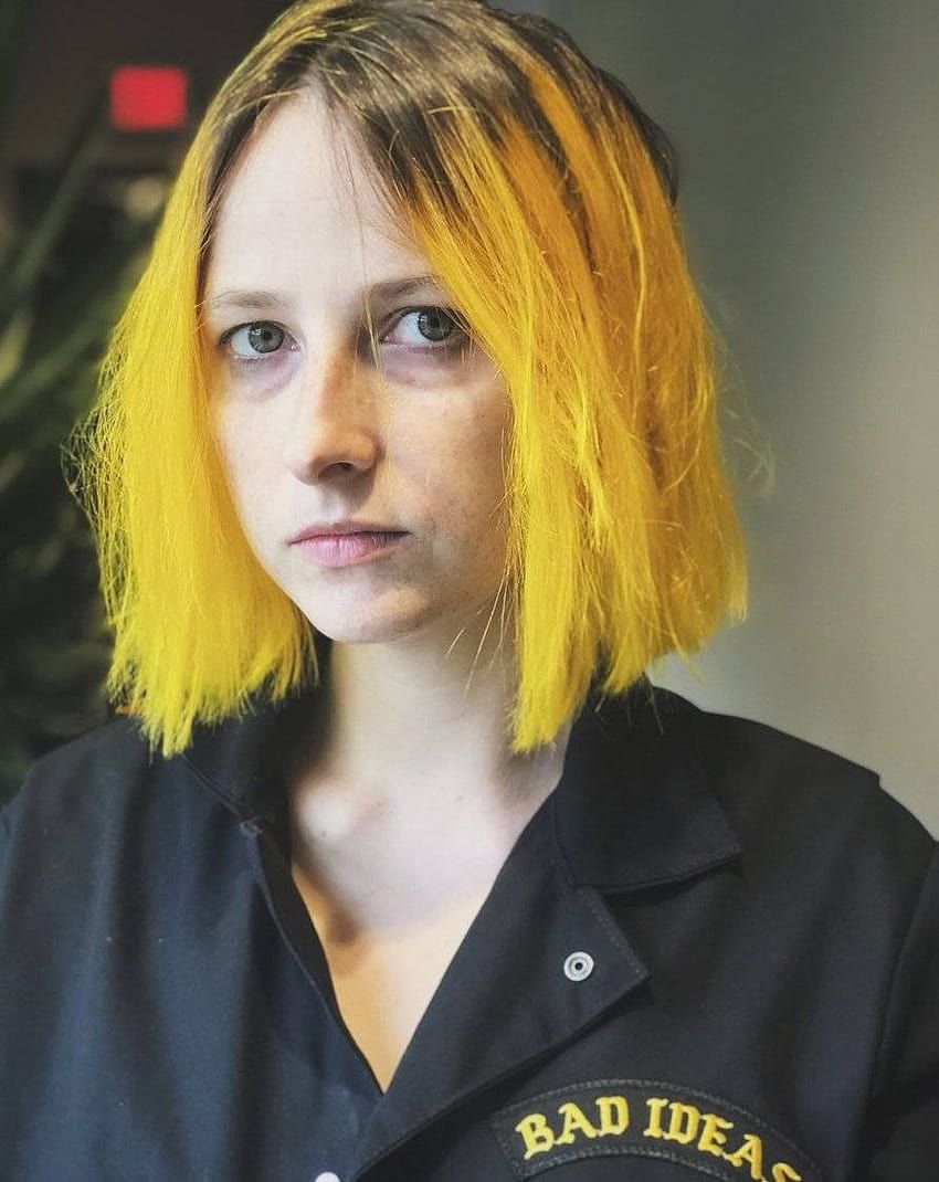 850x1070 Tessa Violet Biography 2021 HD phone