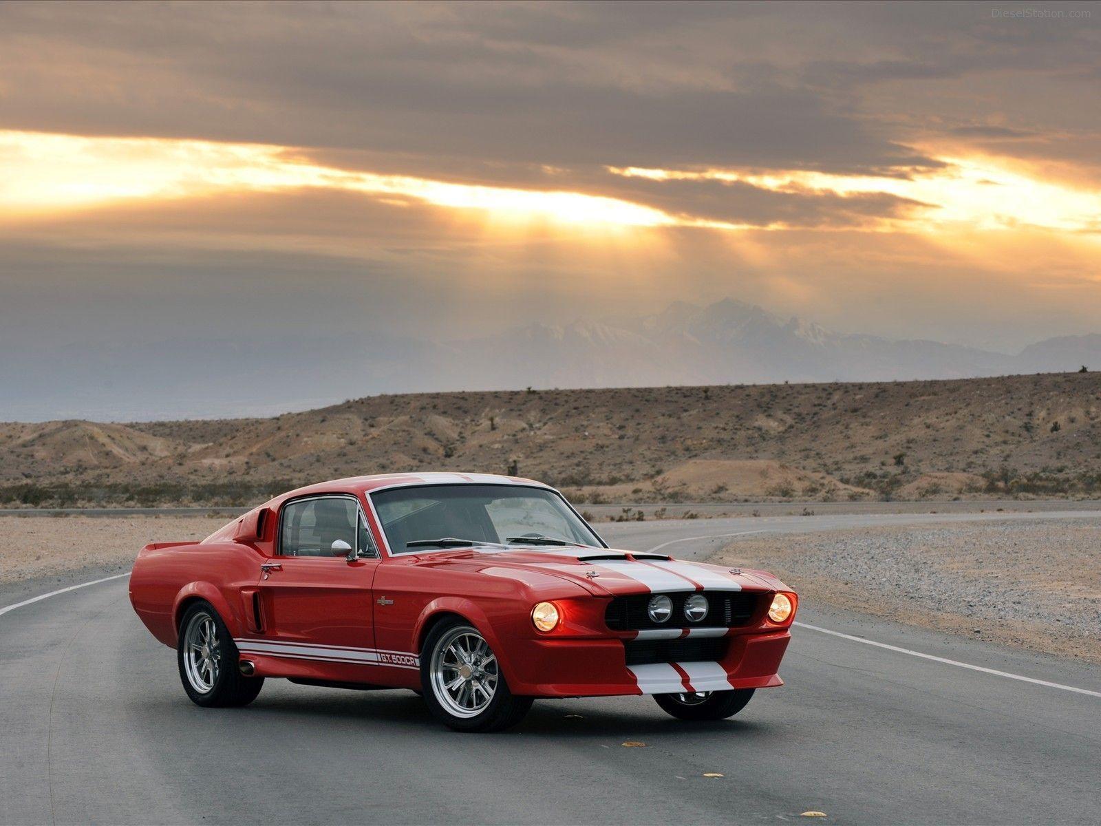 1600x1200 Mustang Fastback Wallpaper