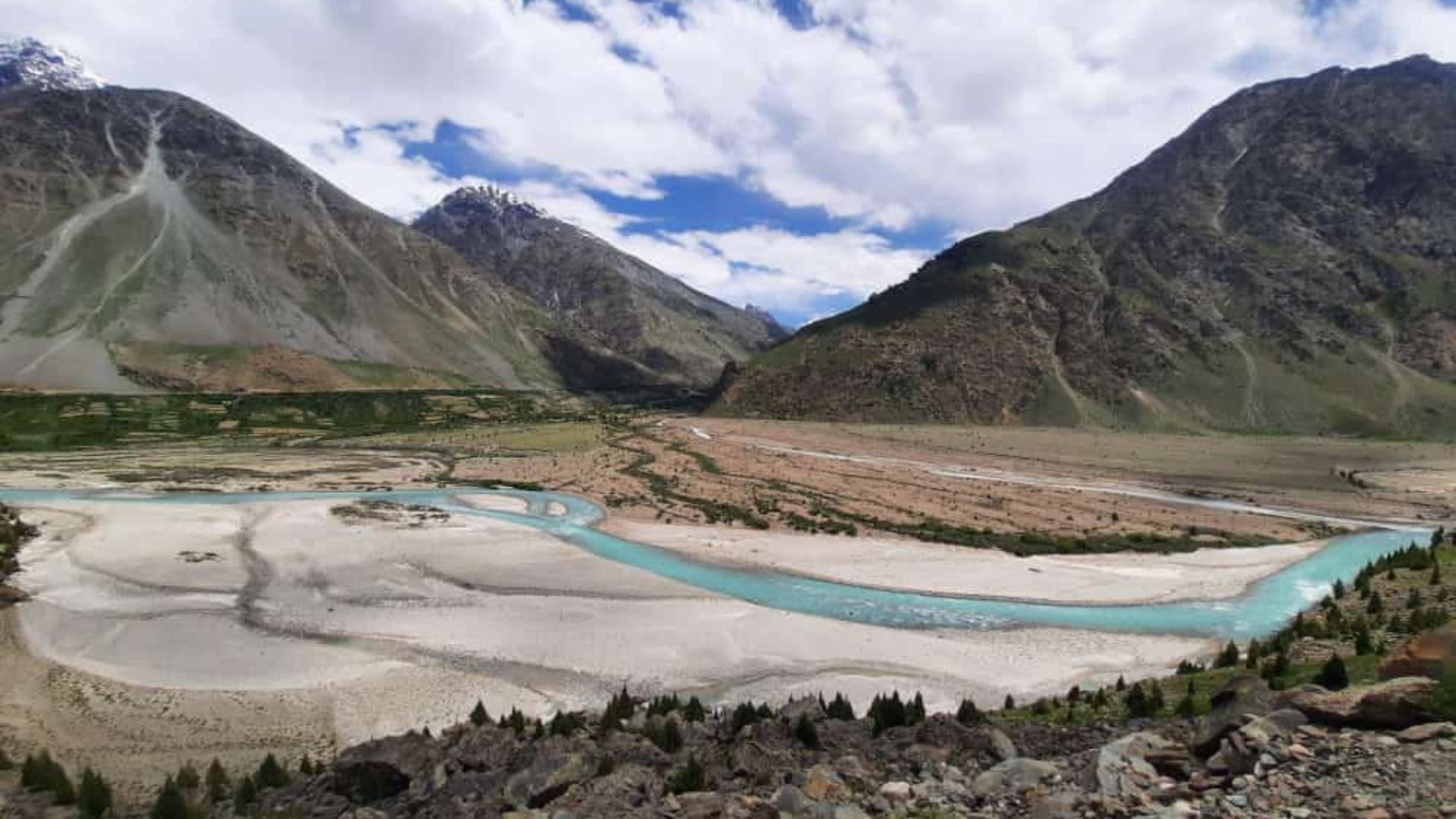 1920x1080 Glorious Valleys of Kullu Manali and Jispa
