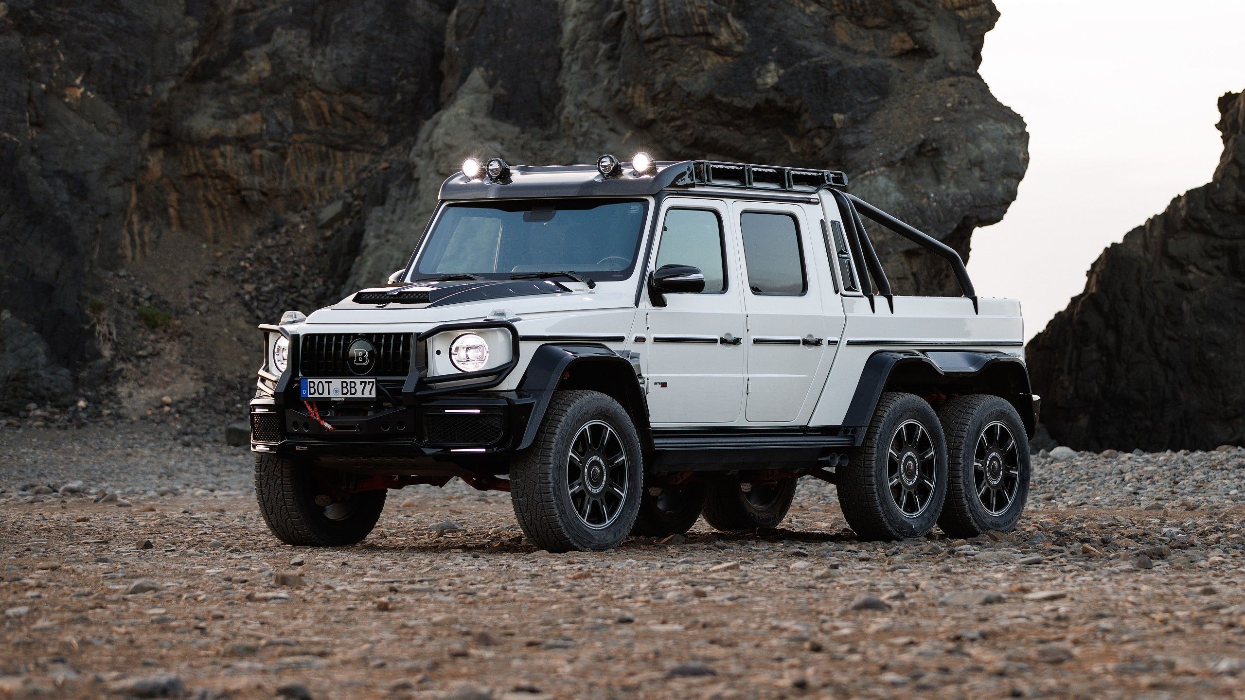 2560x1440 BRABUS 800 Adventure XLP 5K Wallpaper