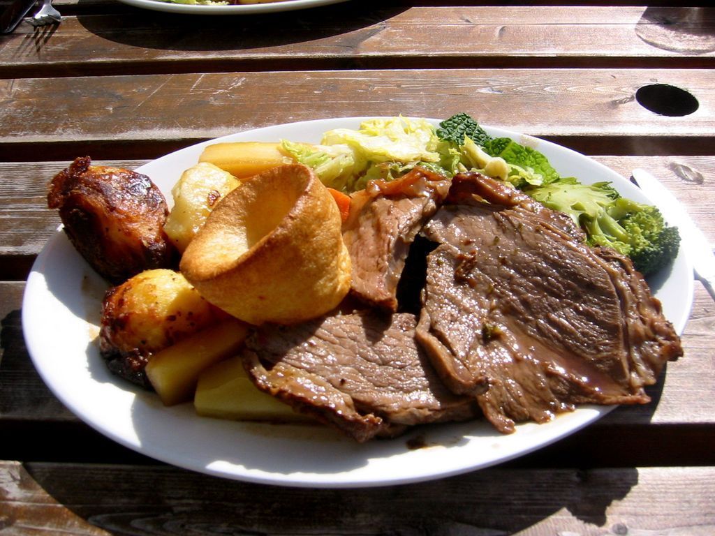 1024x768 Sunday roast beef