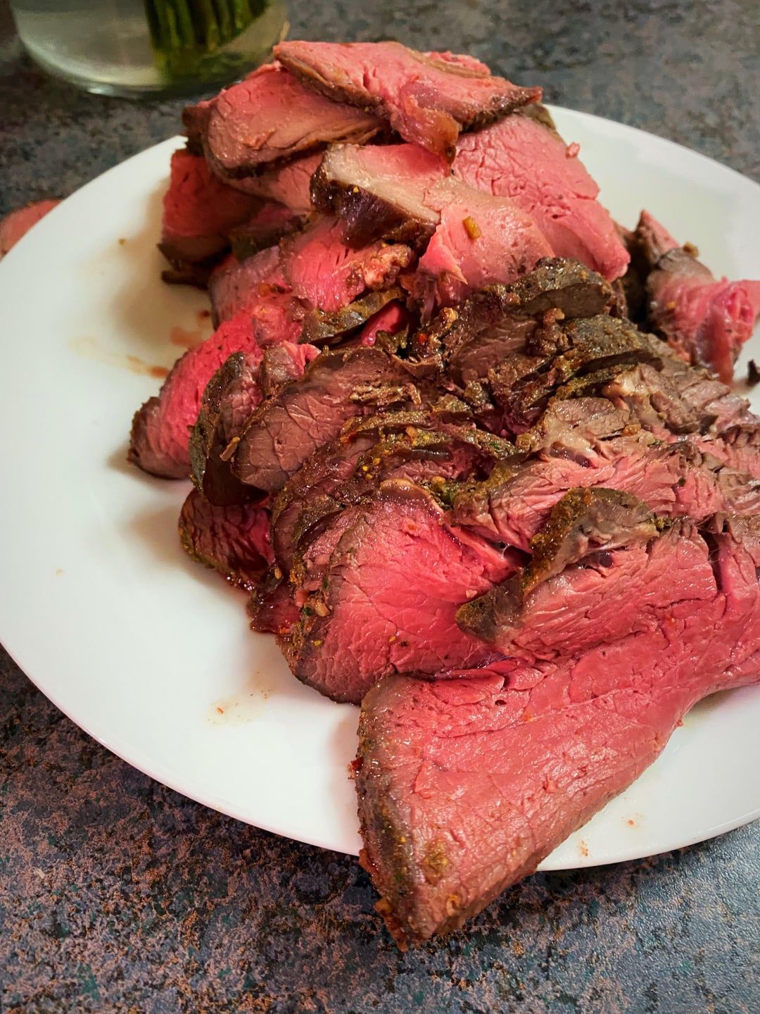 1080x1440 Perfectly medium rare roast beef : r