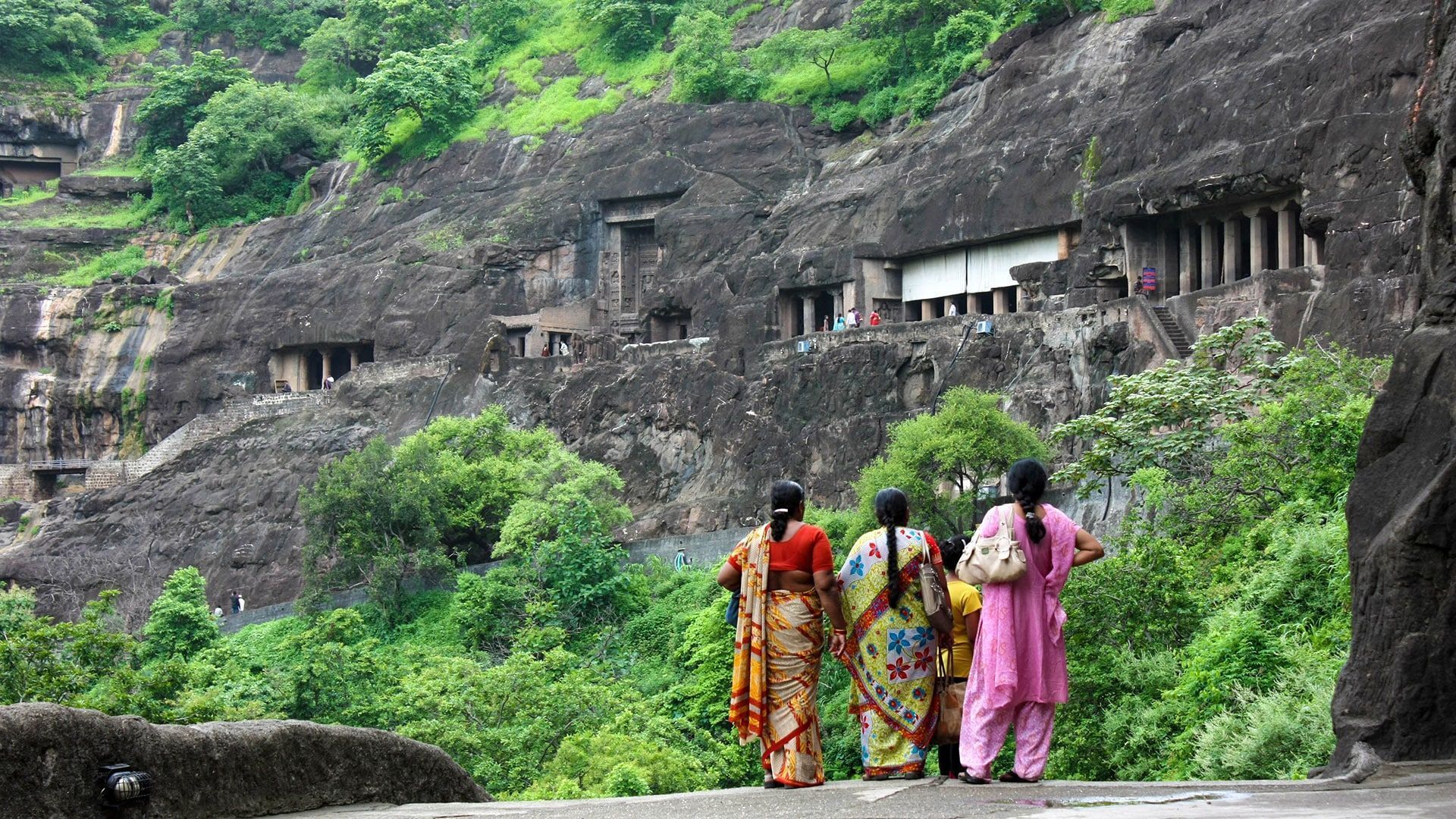 1920x1080 India: Moving Image Caves