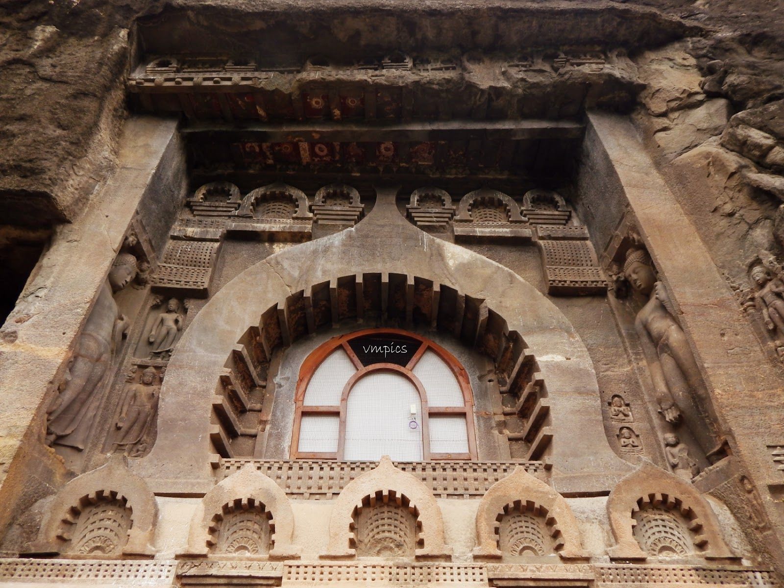 1600x1200 From the Ruins of
