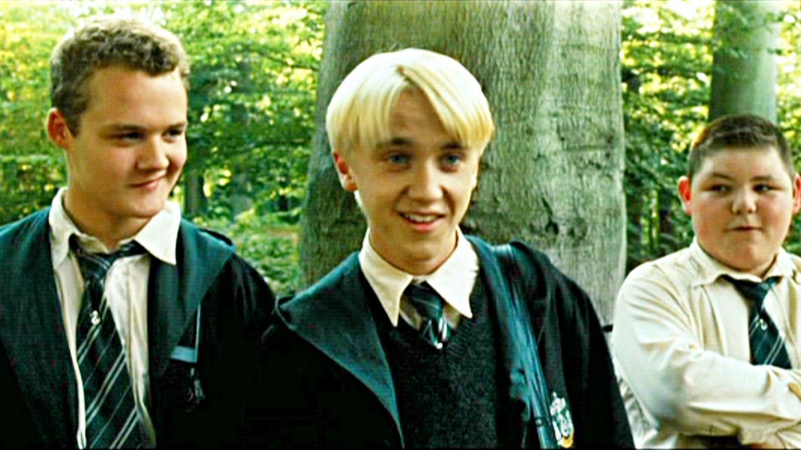 2560x1440 Draco Malfoy With Students Wearing