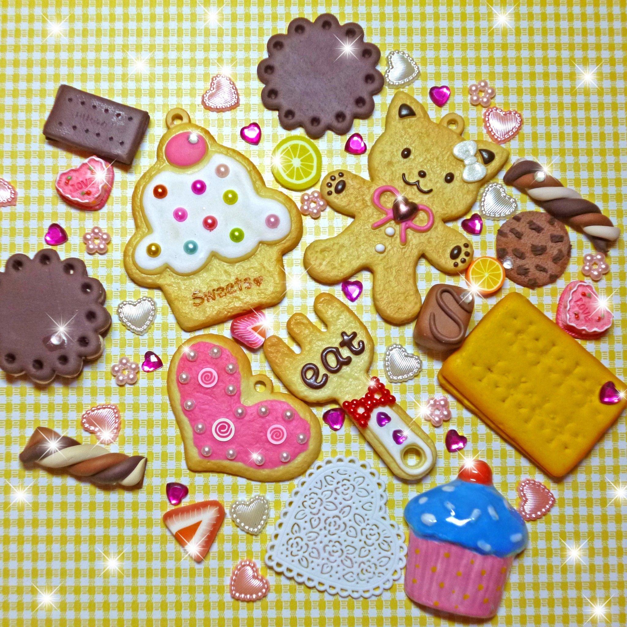 2048x2048 Kawaii Cookies Wallpaper