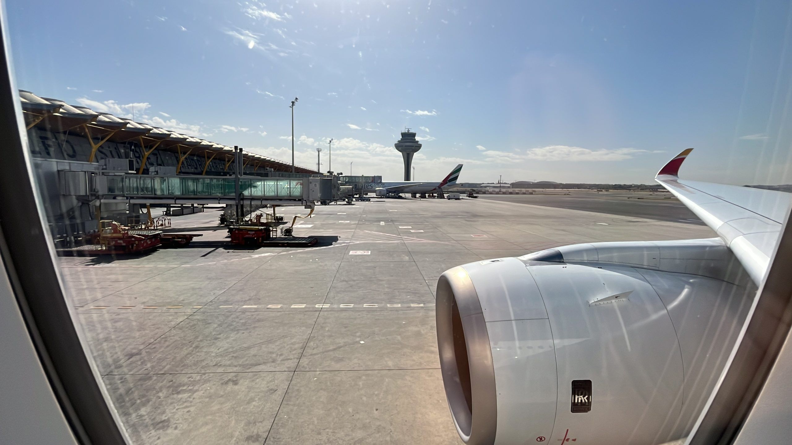 2560x1440 Iberia Premium Economy A350 Review