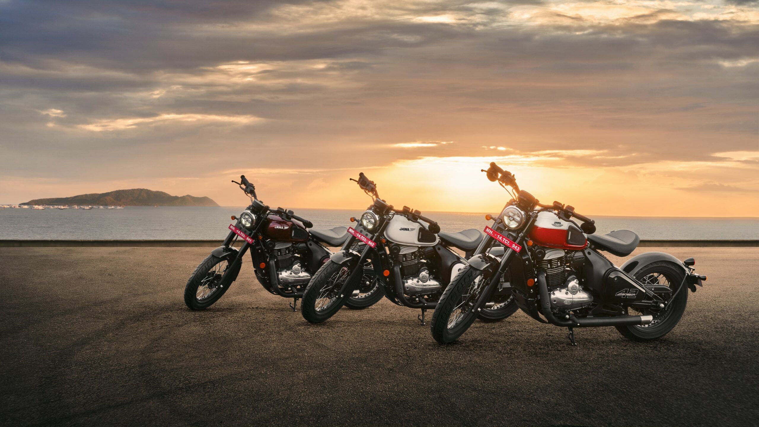2560x1440 Jawa Yezdi Motorcycles strengthens