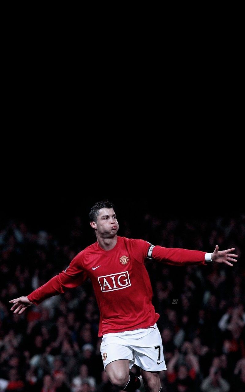 800x1280 Ronaldo Young Wallpaper